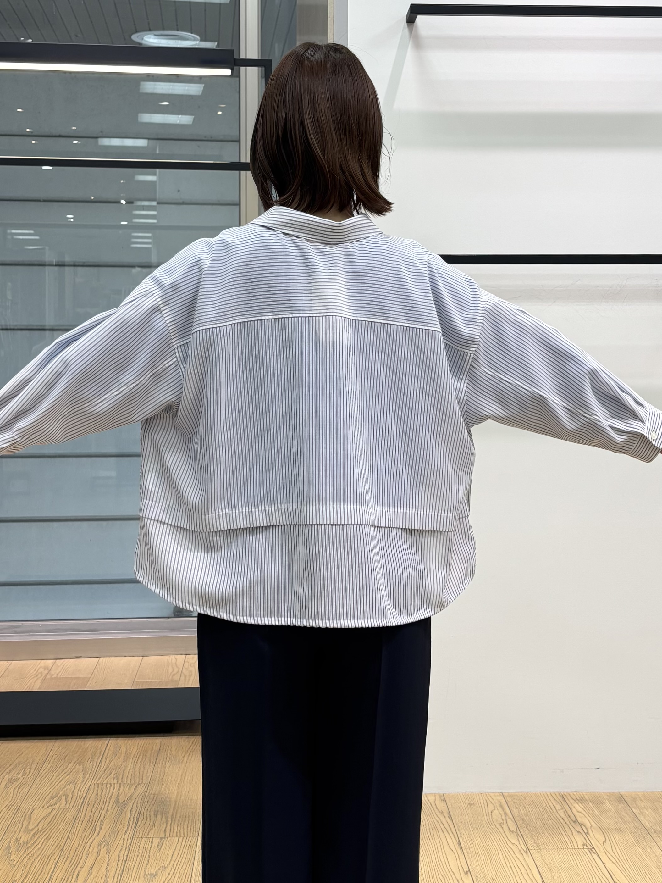 asamiさんの「INDIVI｜【洗える／ドライタッチ／和紙混】ガーター編みニット」を使ったコーディネート