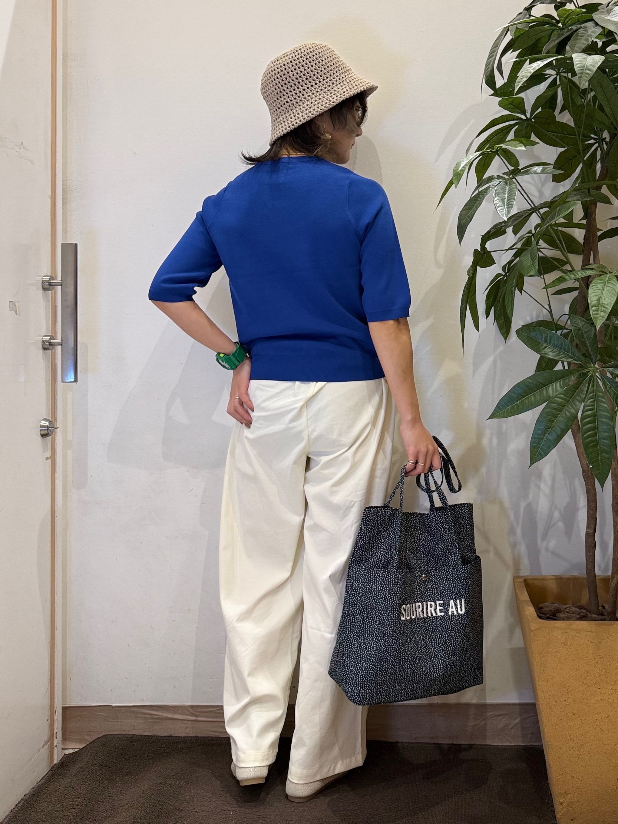 misakiさんの「SHOO･LA･RUE｜【毎日洗える/S-LL/ひんやり/UV】上半身すっきり 二の腕見せない5分袖ニット」を使ったコーディネート