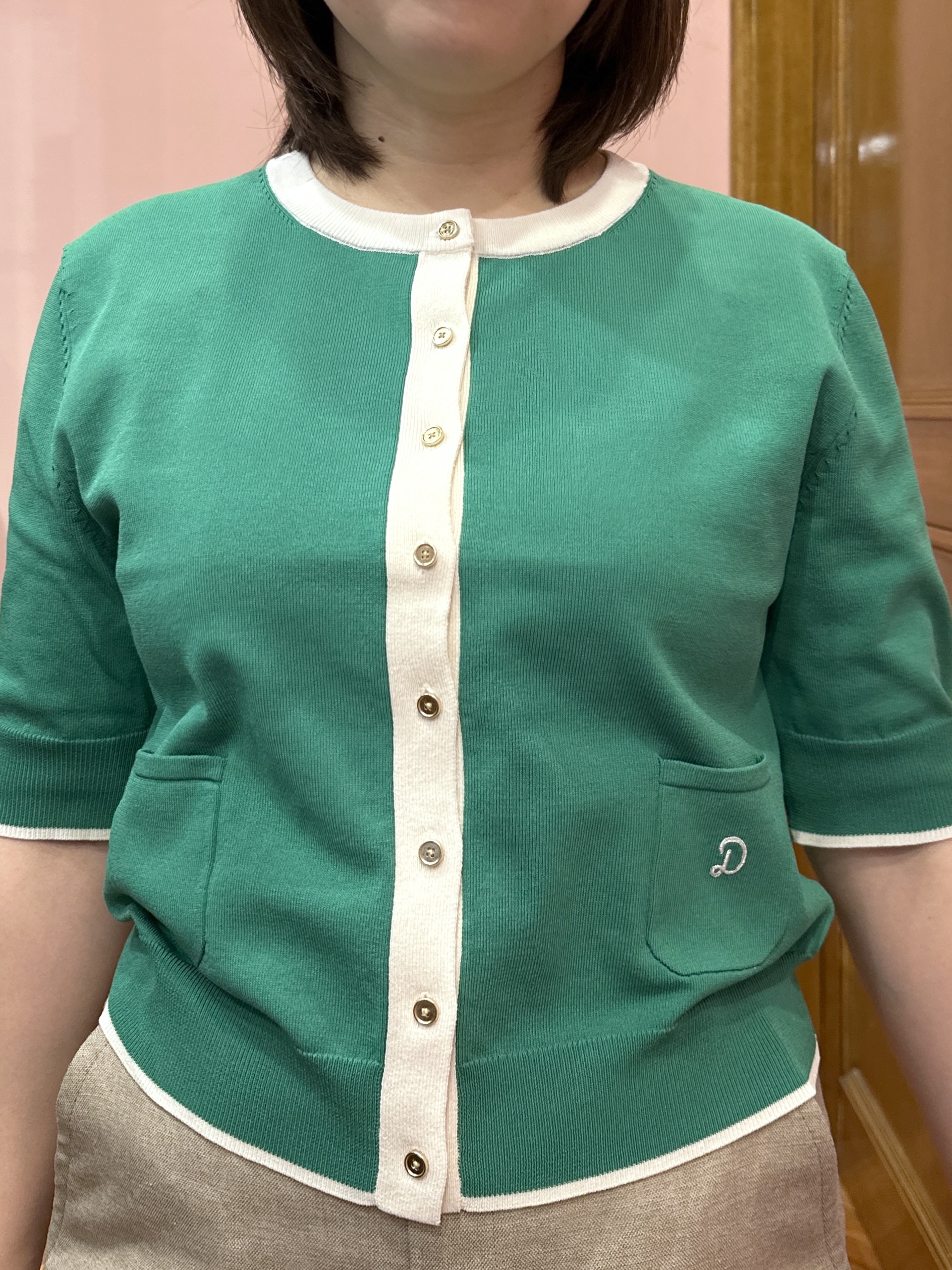 komatsuさんの「DRESSTERIOR｜【otonaMUSE5月号掲載/UVカット/ウォッシャブル】クールタッチ コンビ カーディガン」を使ったコーディネート