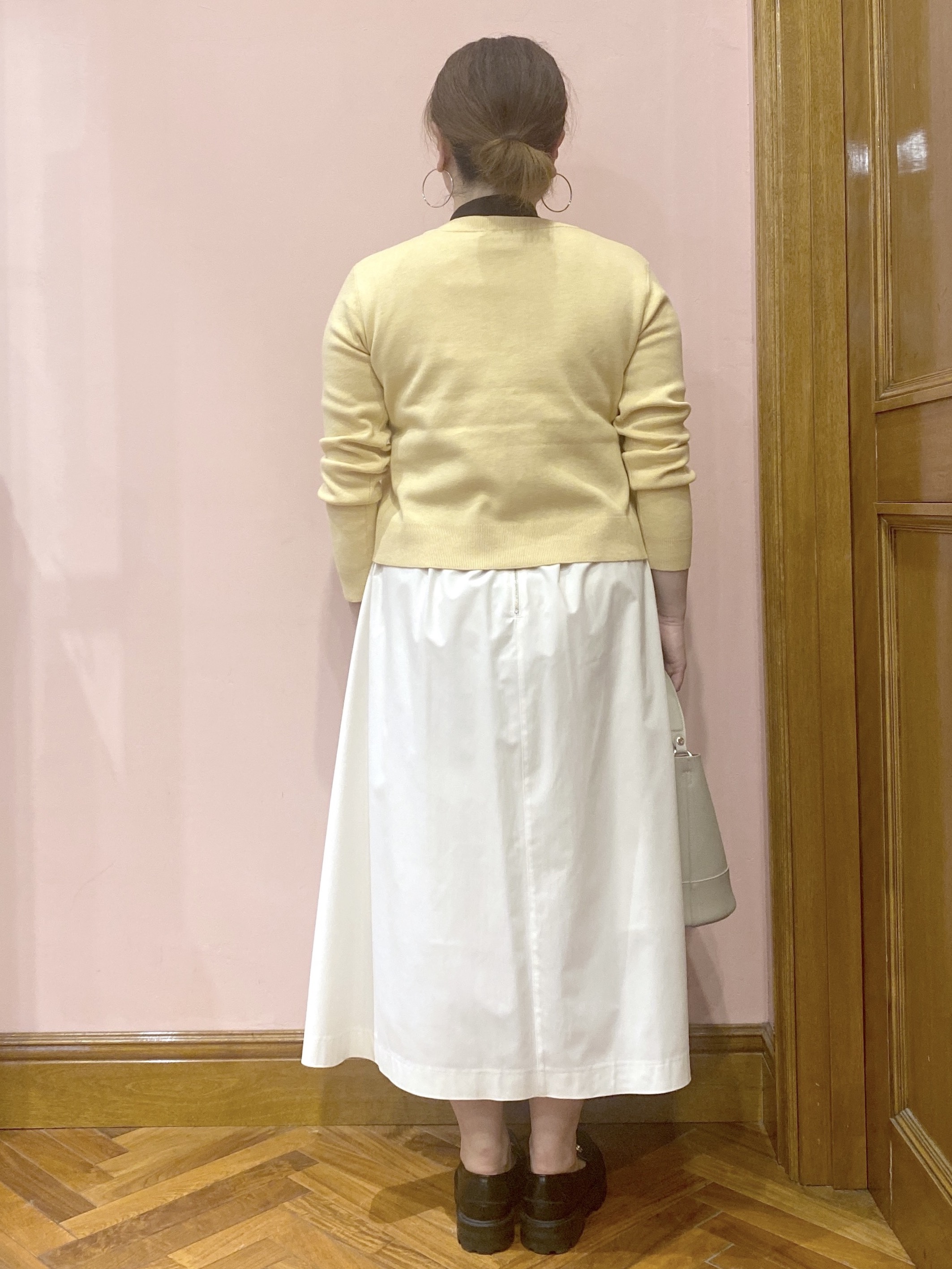 Ayano.Kさんの「DRESSTERIOR｜ウォッシャブルコットンカシミヤカーディガン」を使ったコーディネート
