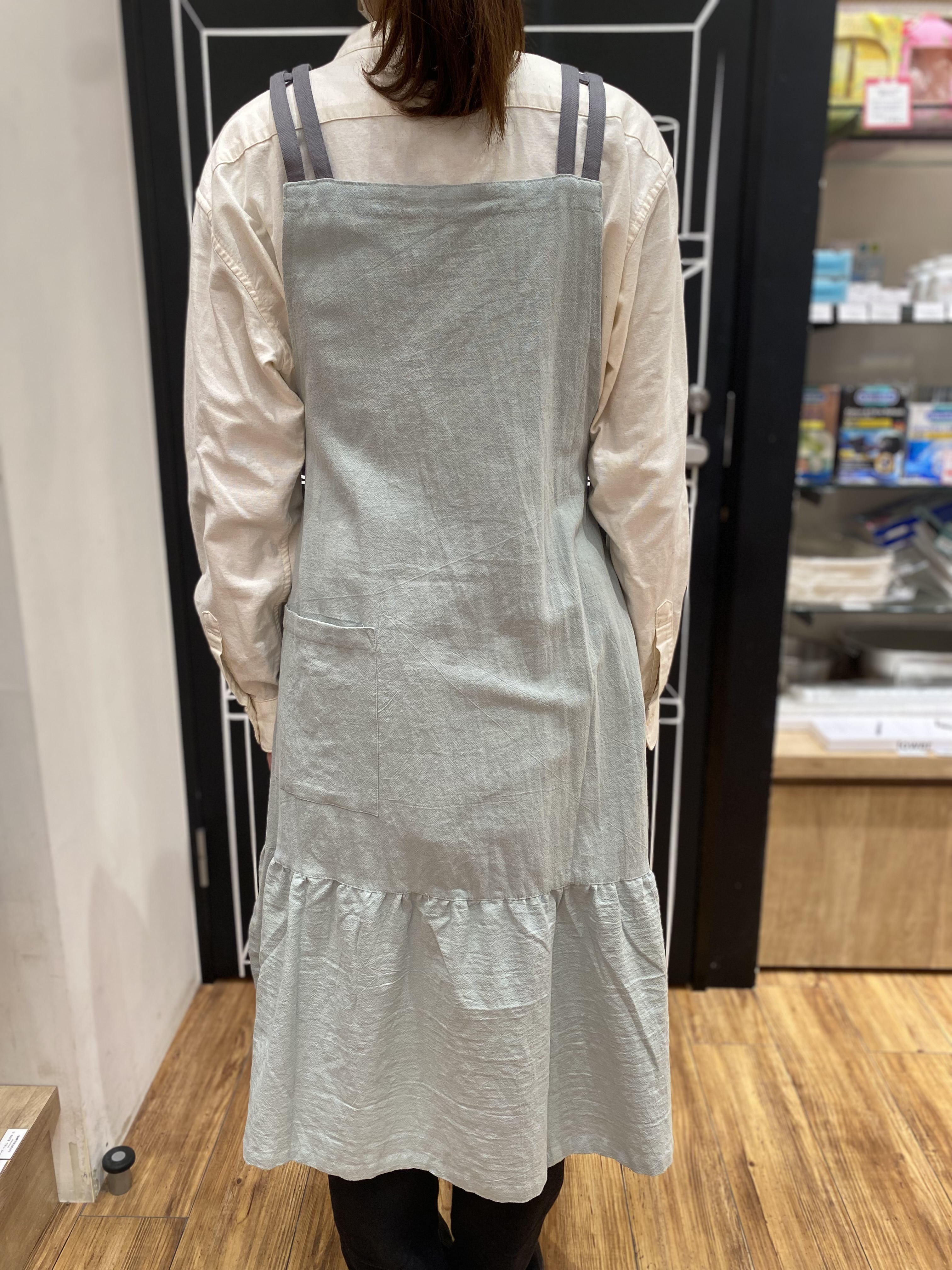 fooさんの「212 KITCHEN STORE｜3Wayギャザーエプロン GR ＜212Kオリジナル ＞」を使ったコーディネート