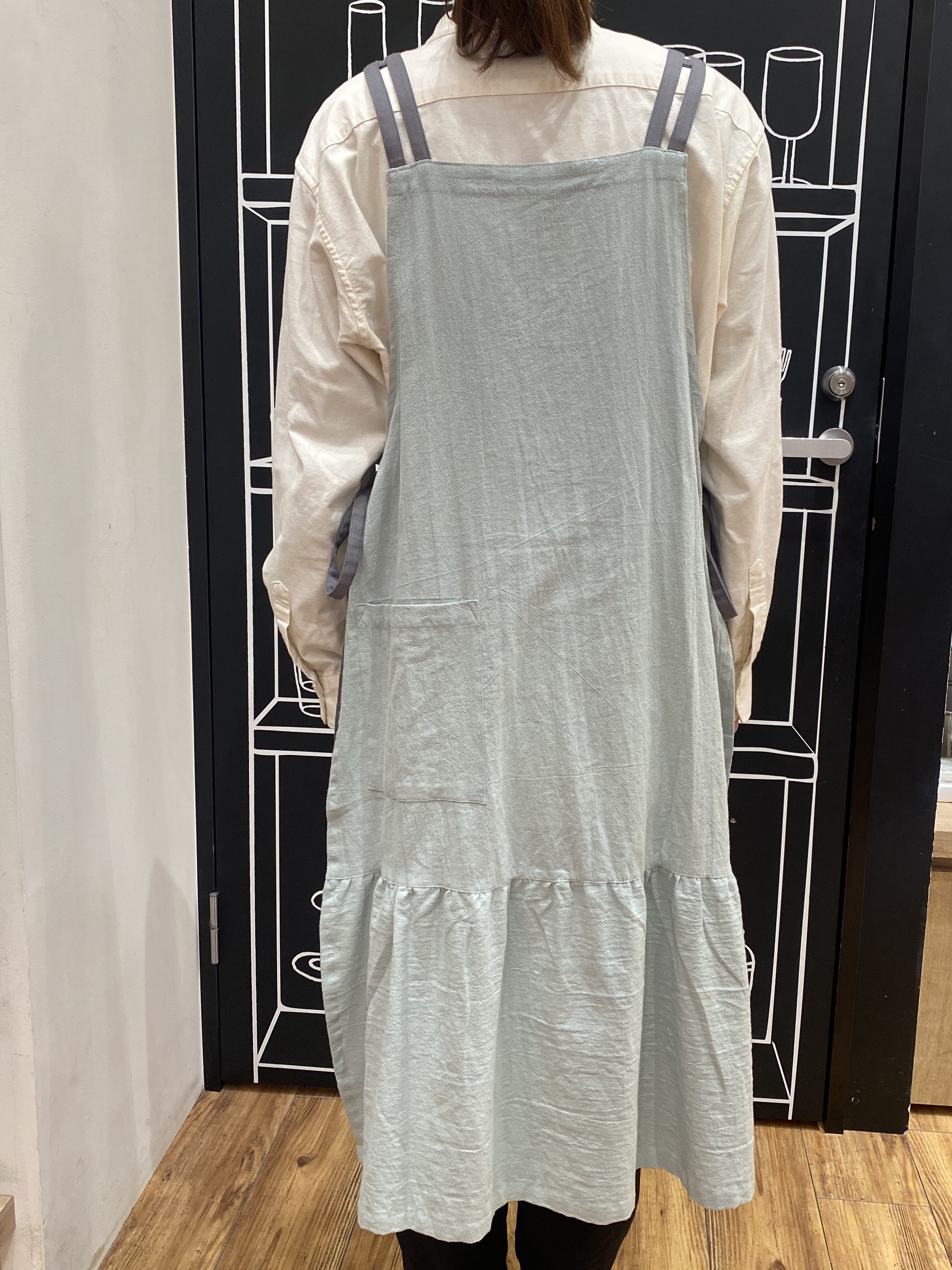 fooさんの「212 KITCHEN STORE｜3Wayギャザーエプロン GR ＜212Kオリジナル ＞」を使ったコーディネート