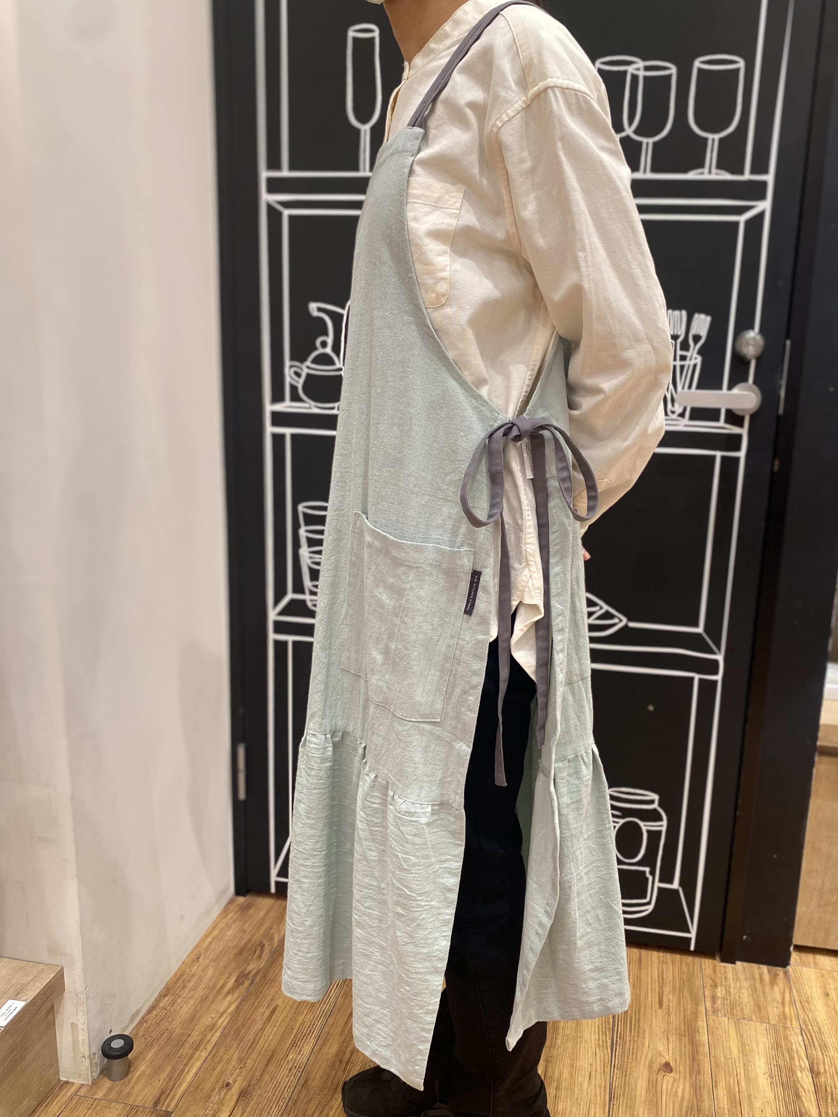 fooさんの「212 KITCHEN STORE｜3Wayギャザーエプロン GR ＜212Kオリジナル ＞」を使ったコーディネート