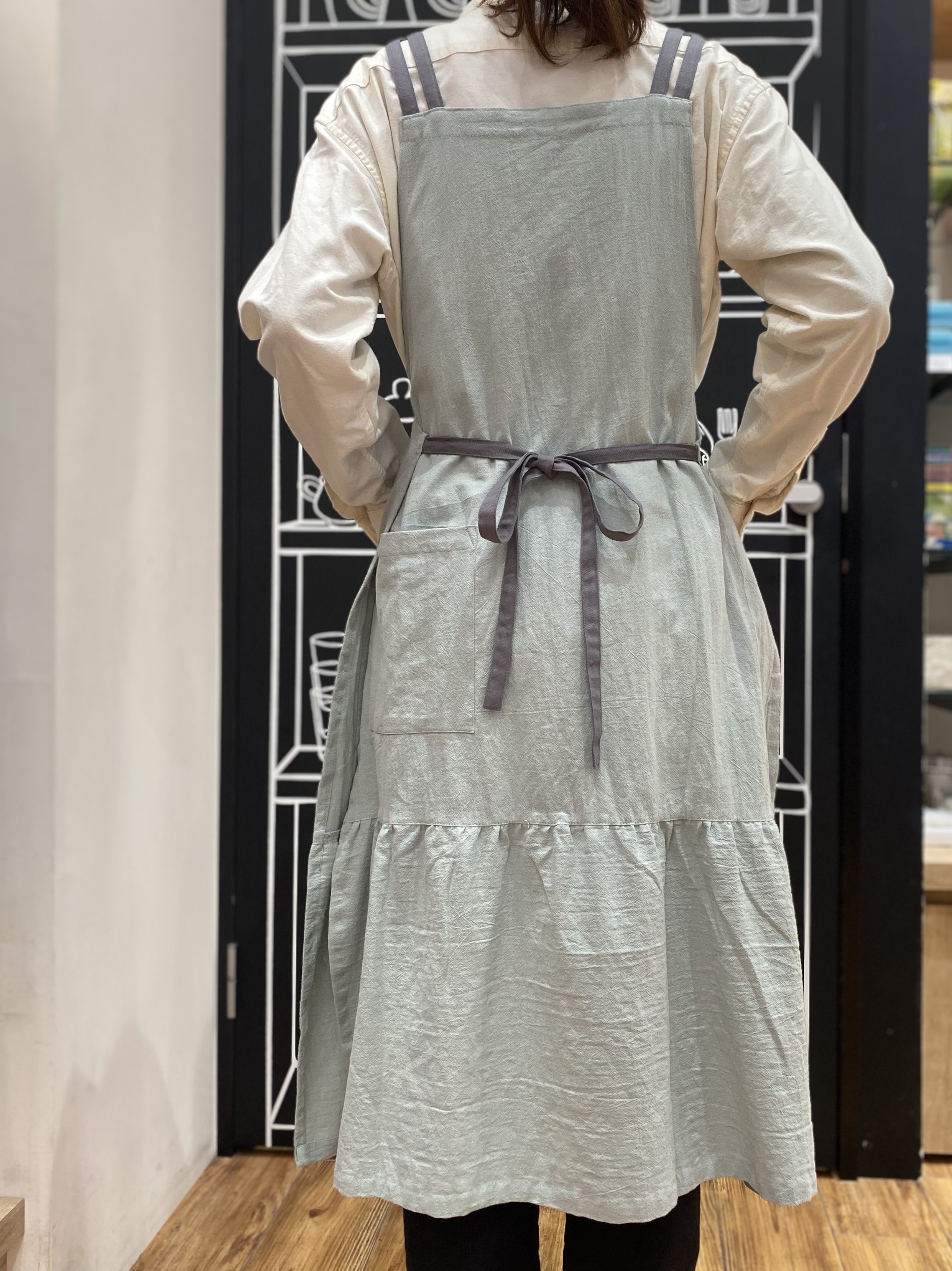 fooさんの「212 KITCHEN STORE｜3Wayギャザーエプロン GR ＜212Kオリジナル ＞」を使ったコーディネート