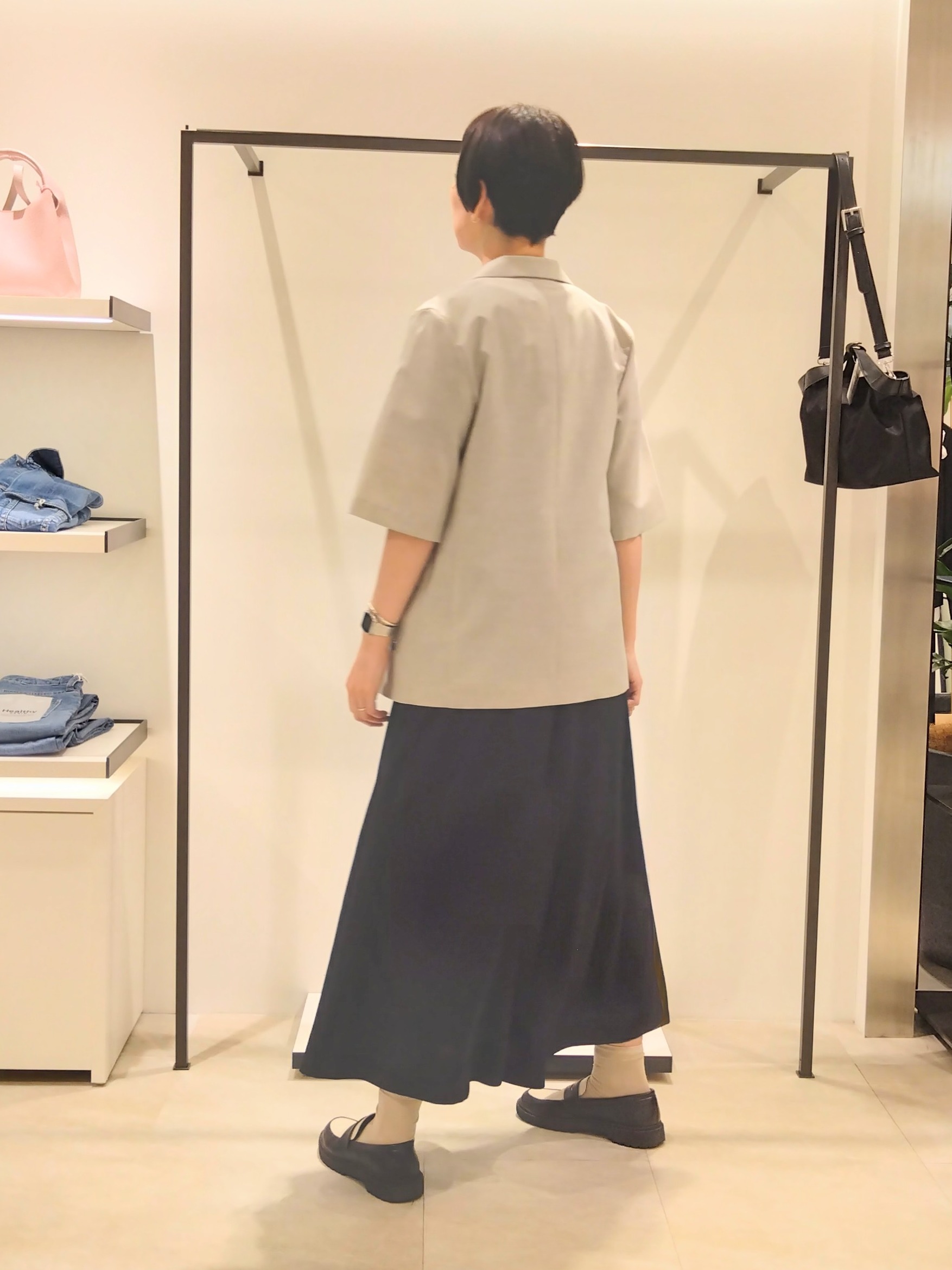 まちこさんの「UNTITLED｜【シワになりにくい/セットアップ可/接触冷感】ハーフスリーブジャケット」を使ったコーディネート