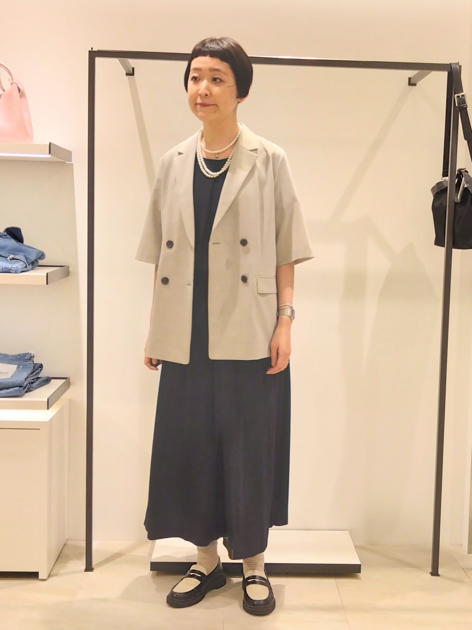 まちこさんの「UNTITLED｜【シワになりにくい/セットアップ可/接触冷感】ハーフスリーブジャケット」を使ったコーディネート