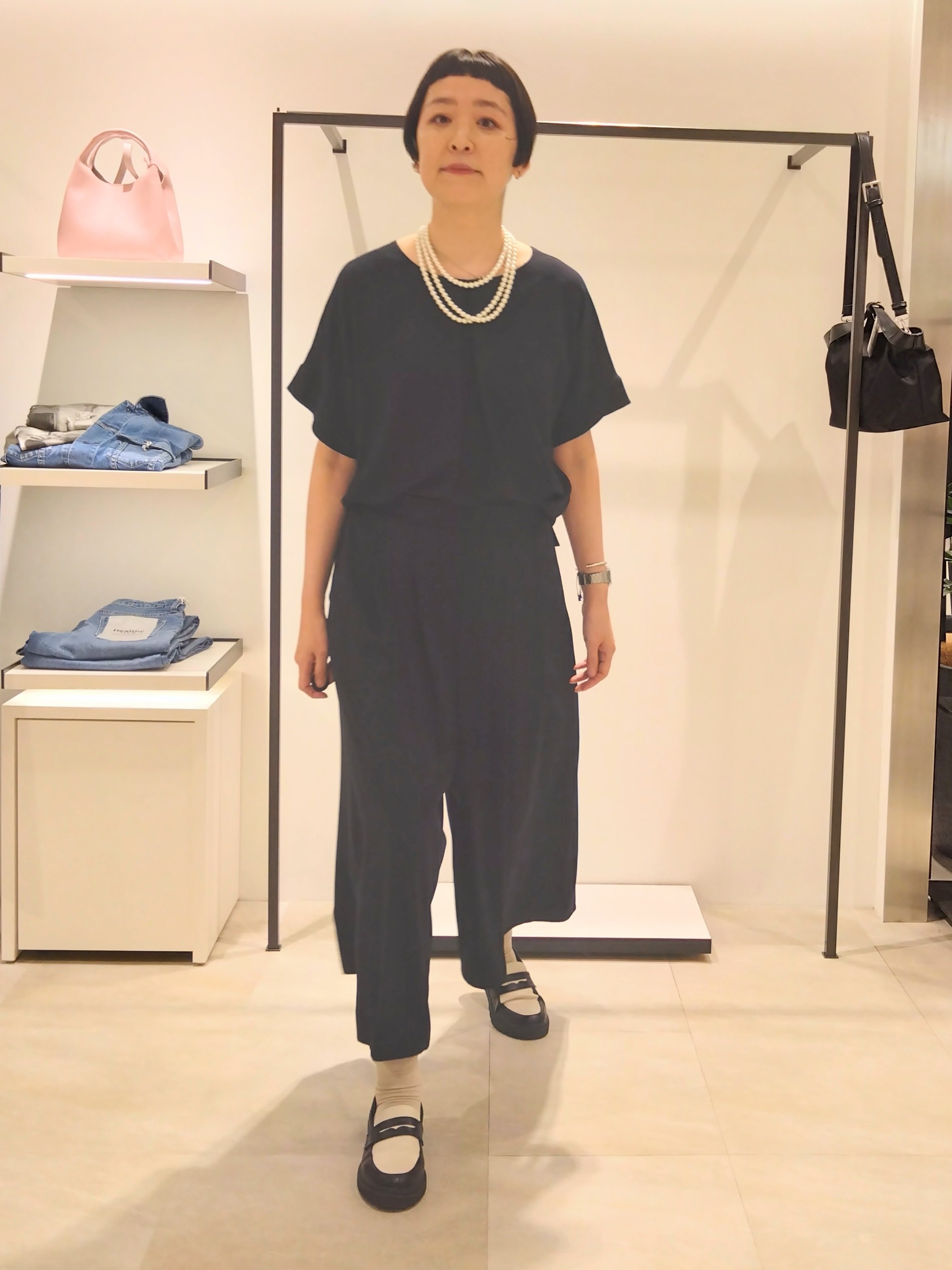 まちこさんの「UNTITLED｜【シワになりにくい/セットアップ可/接触冷感】ハーフスリーブジャケット」を使ったコーディネート