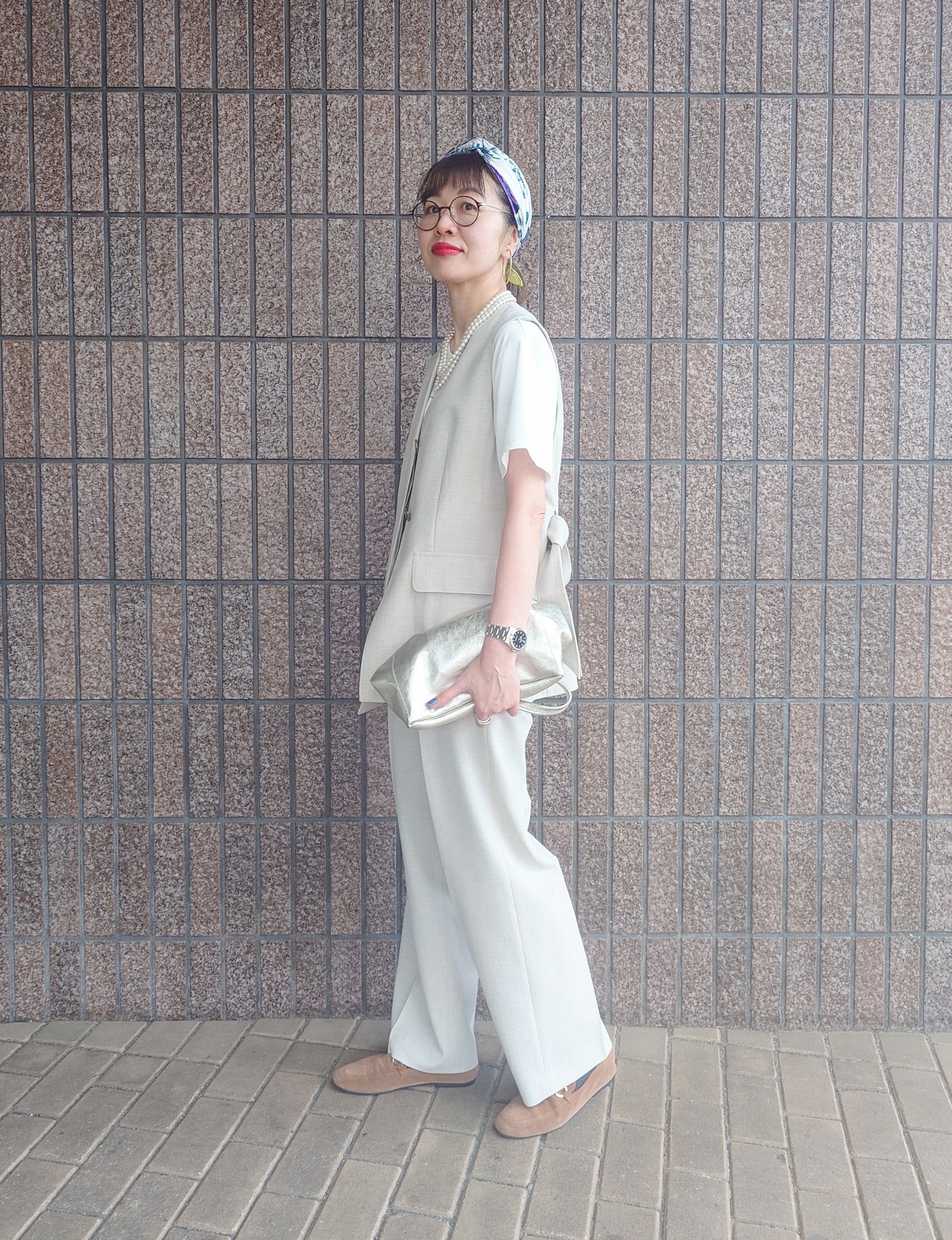 MUTSUKOさんの「UNTITLED｜【セットアップ可/UV/接触冷感】スラブキーネックジレ」を使ったコーディネート