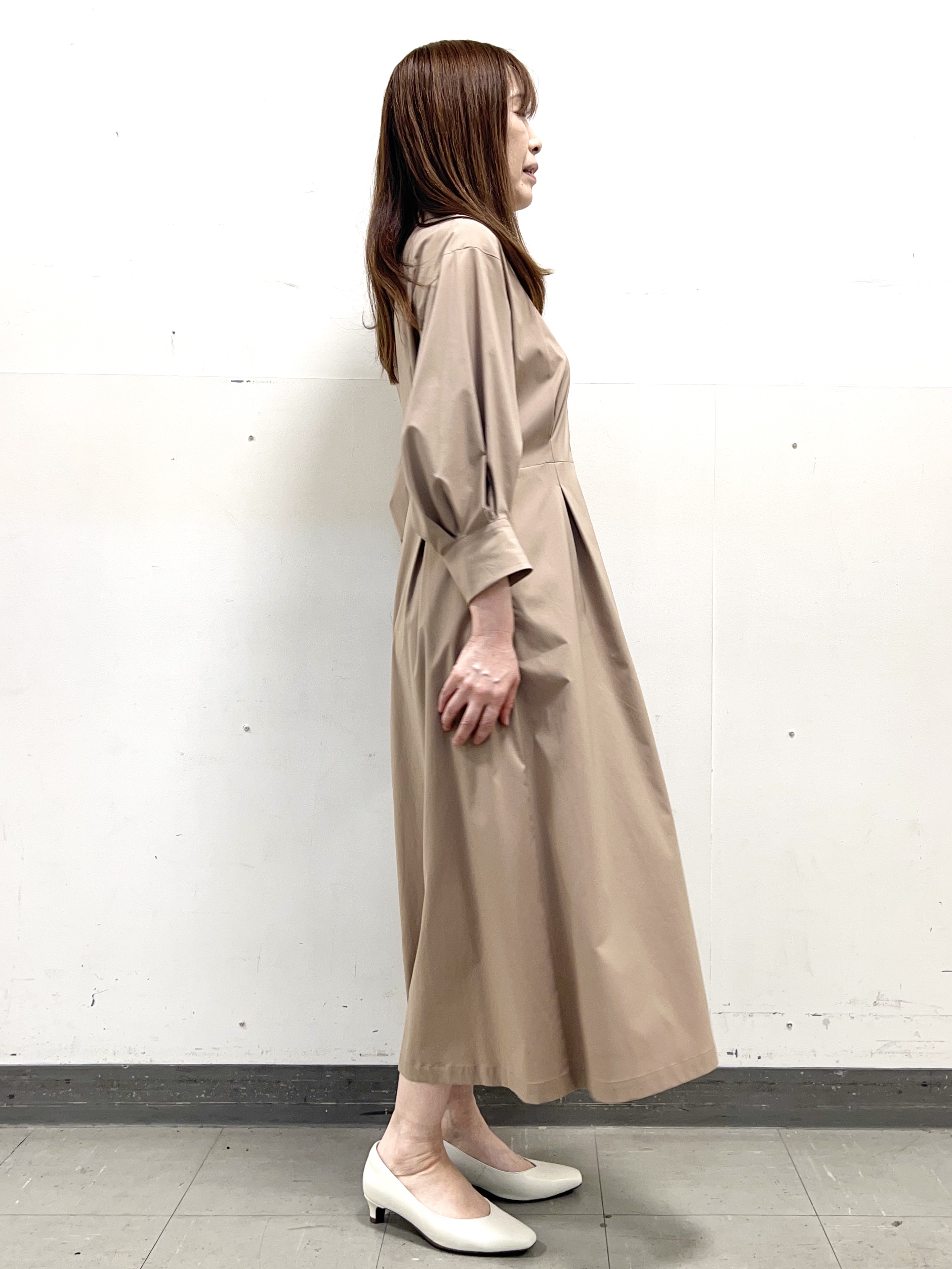 yuさんの「Reflect｜タイプライターシャツロングワンピース」を使ったコーディネート