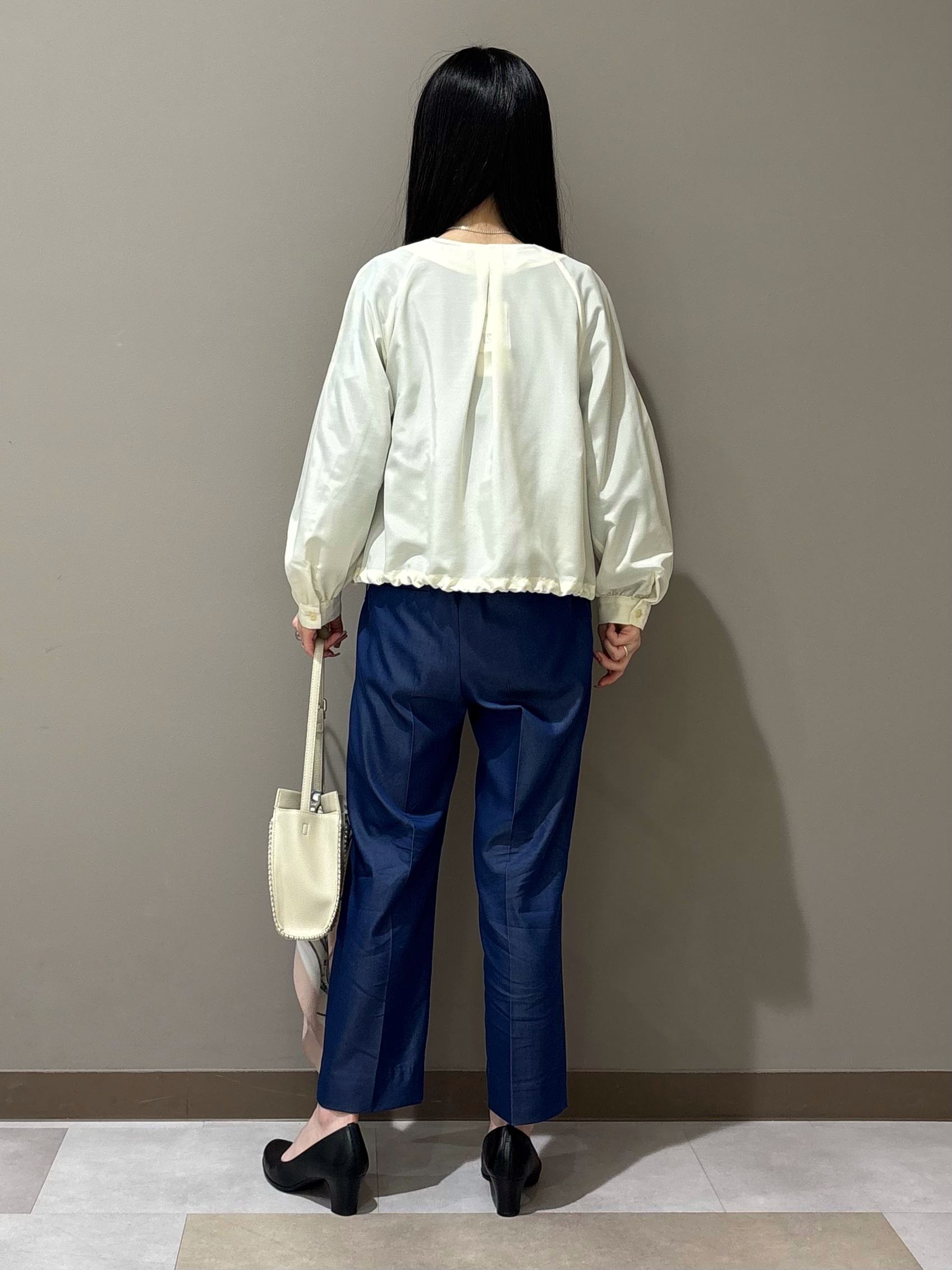 KEIKOさんの「INDIVI｜【洗える／大人シアー】エアリー バルーンブルゾン」を使ったコーディネート
