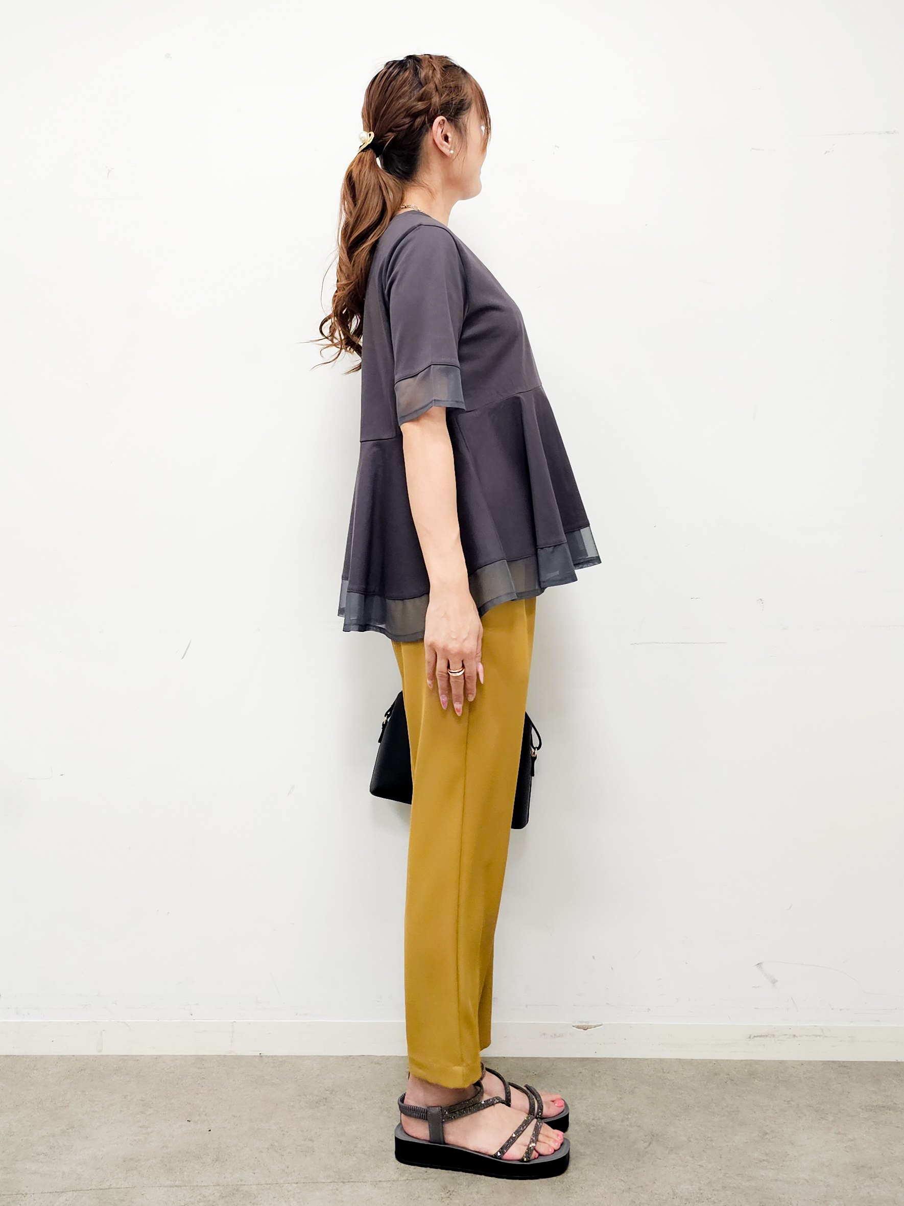 ゆゆさんの「SHOO･LA･RUE｜チュールレイヤードペプラムＴシャツ」を使ったコーディネート