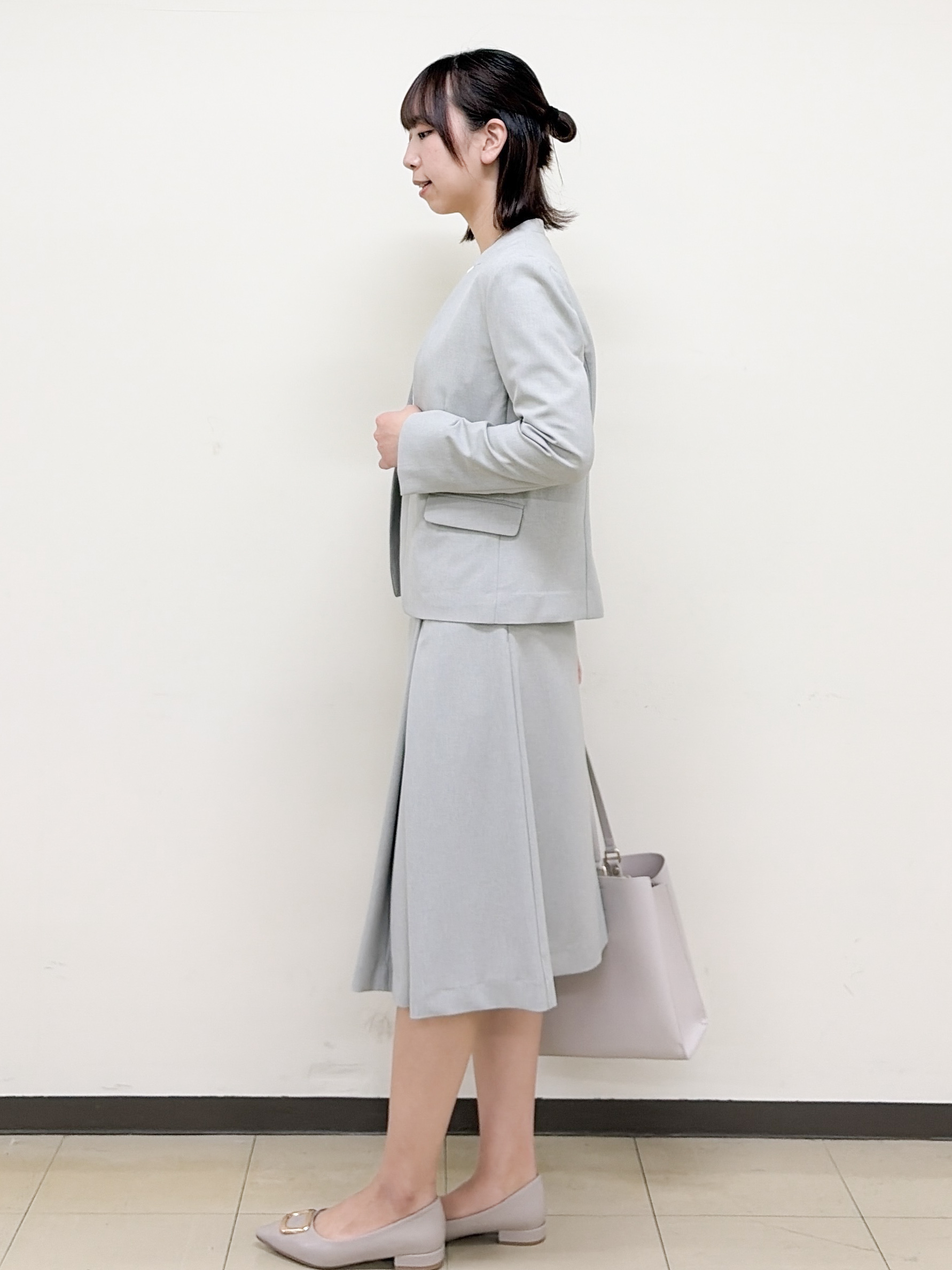 yurinaさんの「index｜タックビジュー7分袖トップス【洗濯機可】」を使ったコーディネート