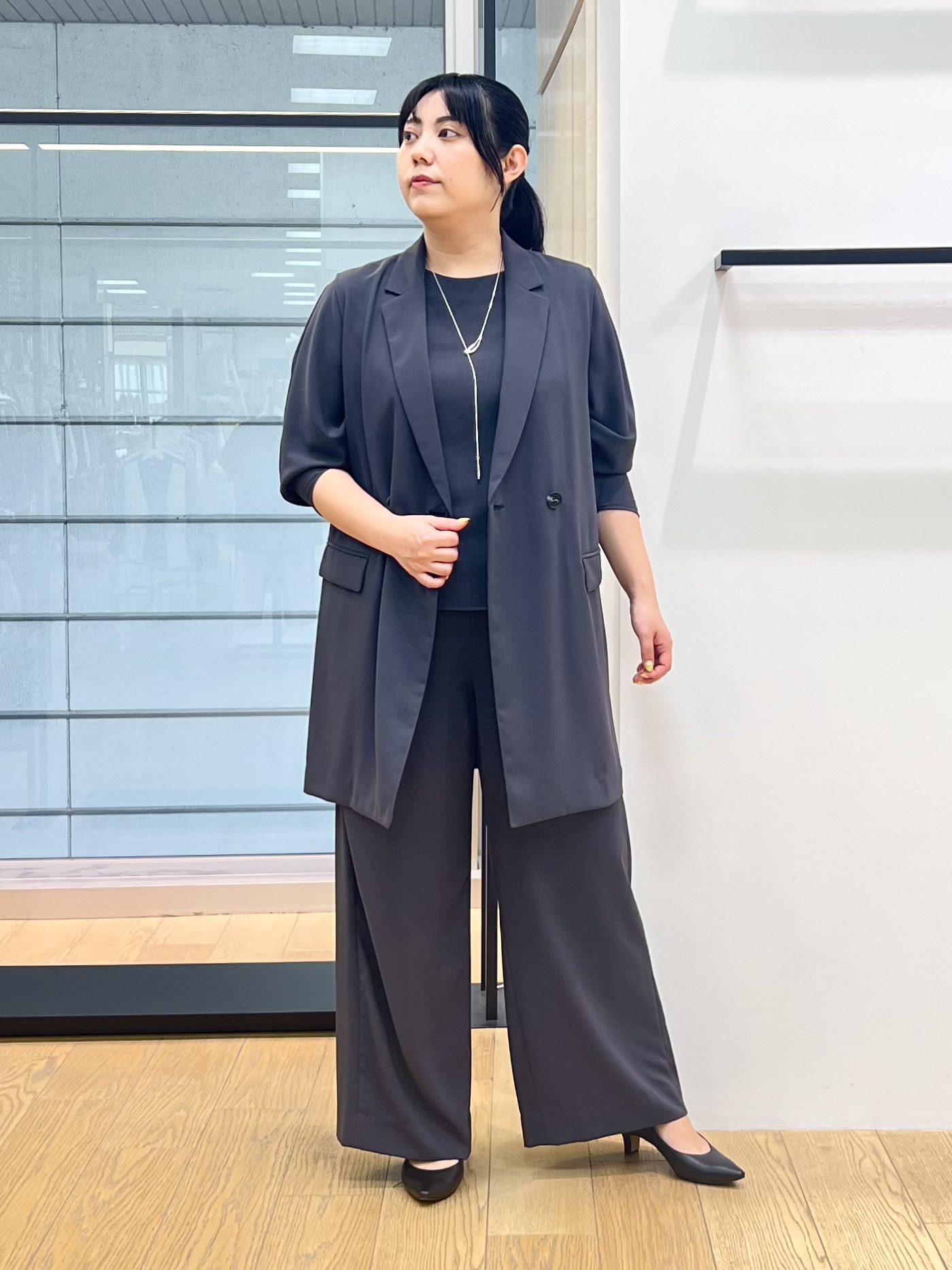 shimaさんの「INDIVI｜【さらに軽く軽快！／着る日傘】颯爽ジレジャケット」を使ったコーディネート