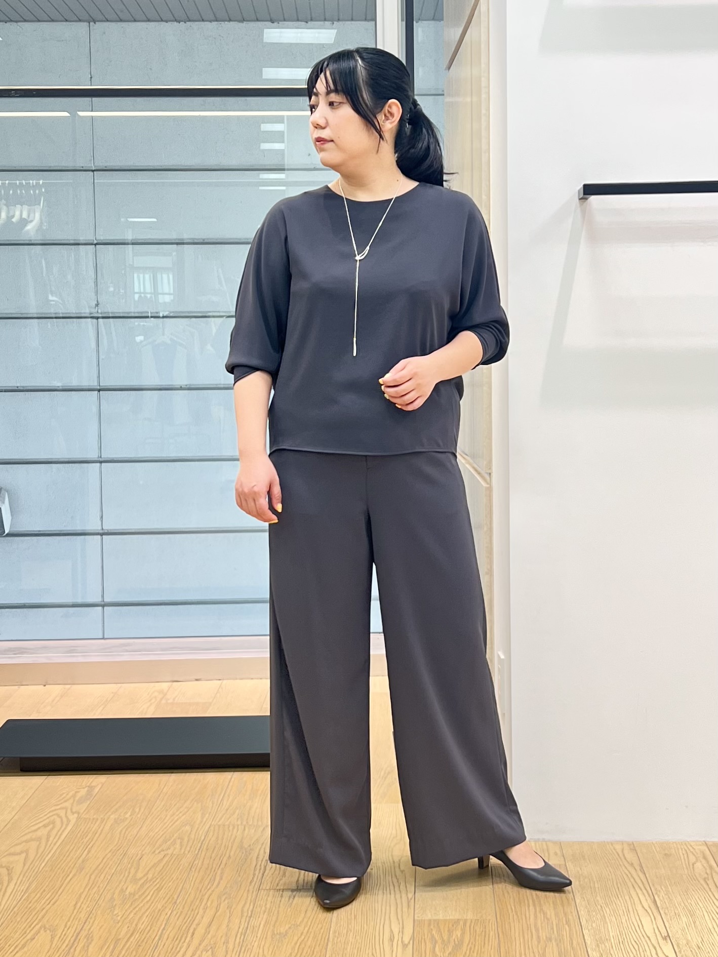 shimaさんの「INDIVI｜【さらに軽く軽快！／着る日傘】ノーカラージャケット」を使ったコーディネート