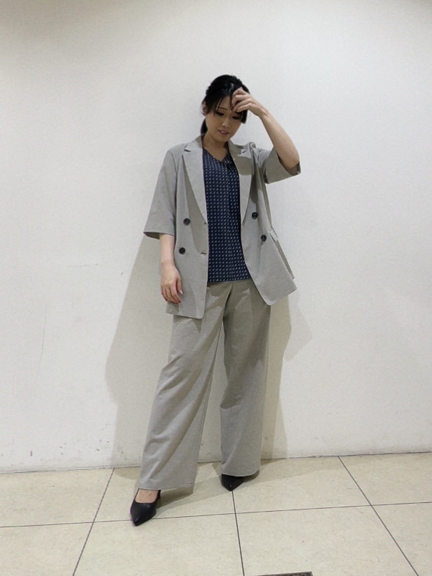 watanabeさんの「UNTITLED｜【シワになりにくい/セットアップ可/接触冷感】ハーフスリーブジャケット」を使ったコーディネート