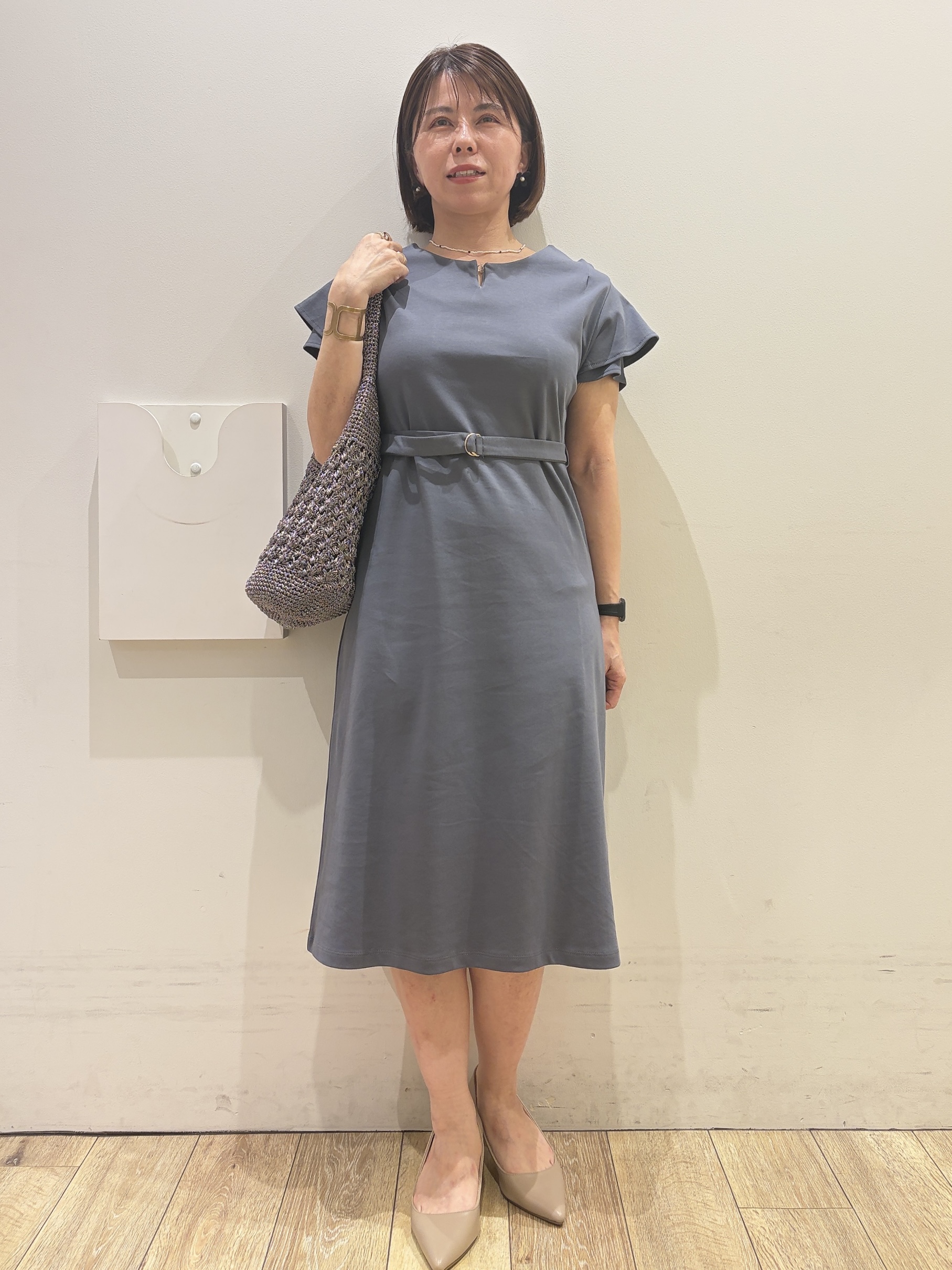YUKOさんの「index｜【接触冷感／UVケア】Iラインフレアスリーブワンピース《洗濯機OK／XS～3L／6col》」を使ったコーディネート