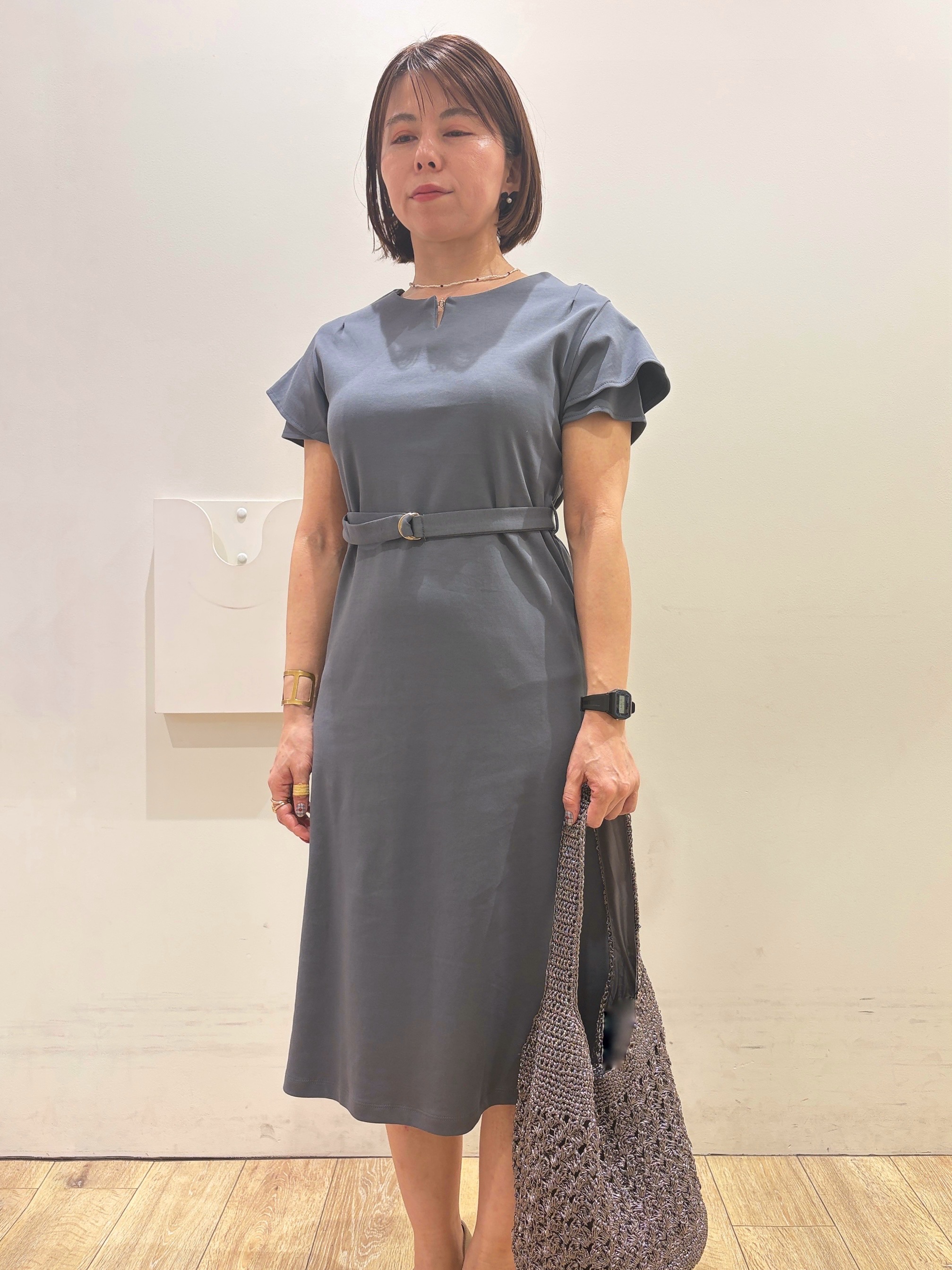 YUKOさんの「index｜【接触冷感／UVケア】Iラインフレアスリーブワンピース《洗濯機OK／XS～3L／6col》」を使ったコーディネート