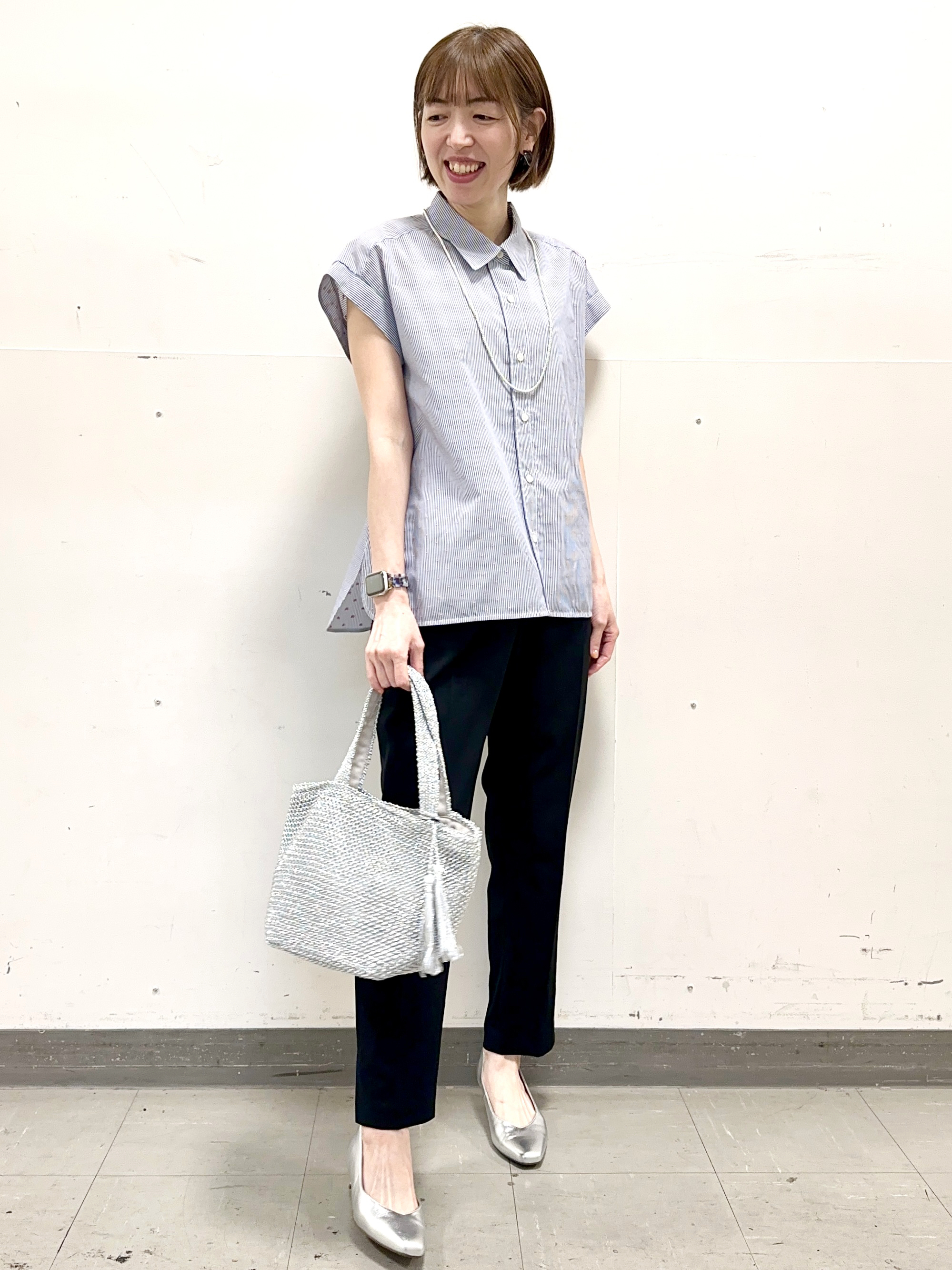 イト子さんの「Reflect｜【接触冷感】フレンチスリーブシャツブラウス」を使ったコーディネート