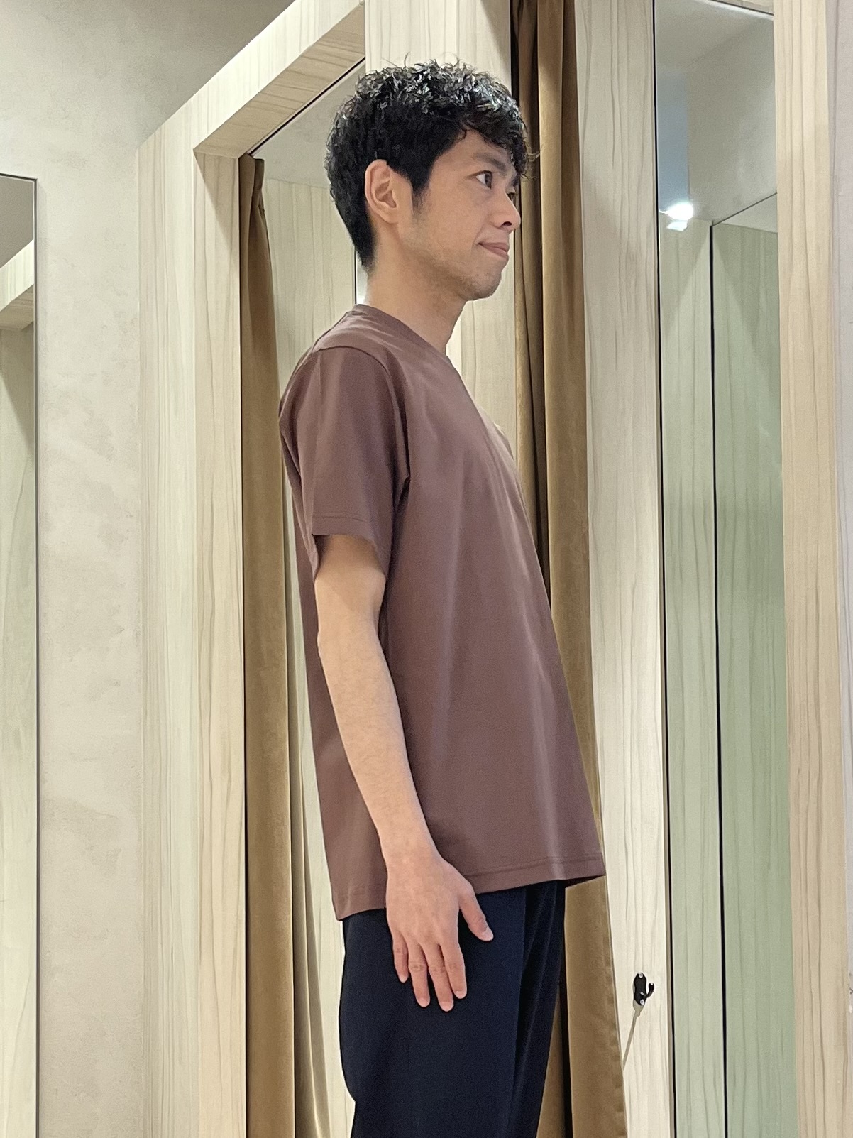 URAさんの「TAKEO KIKUCHI｜【吸汗速乾】タイル柄プリント 半袖シャツ」を使ったコーディネート