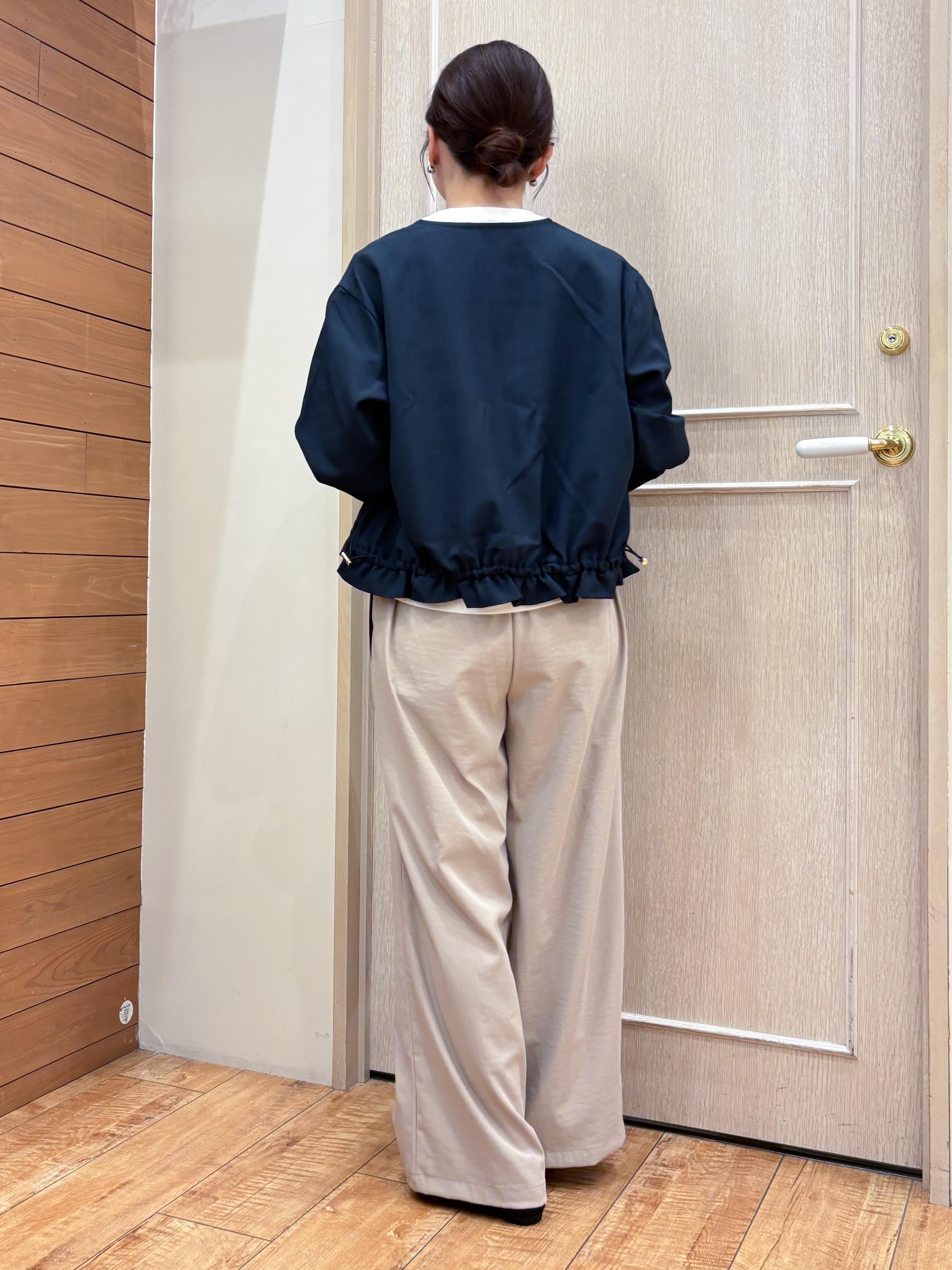 なみさんの「SHOO･LA･RUE｜【S-LL】スタイルアップを叶える　大人のドロストブルゾン」を使ったコーディネート