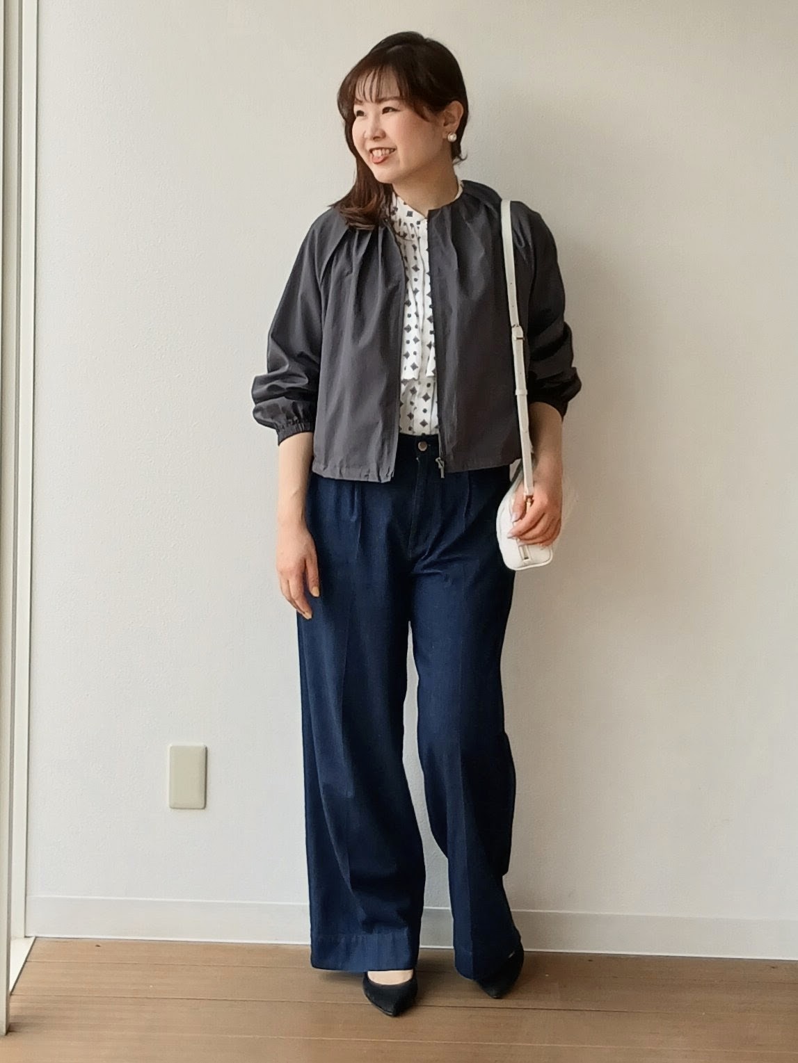 なみきさんの「UNTITLED｜【洗える/きれいめ柄】コモンプリントブラウス」を使ったコーディネート
