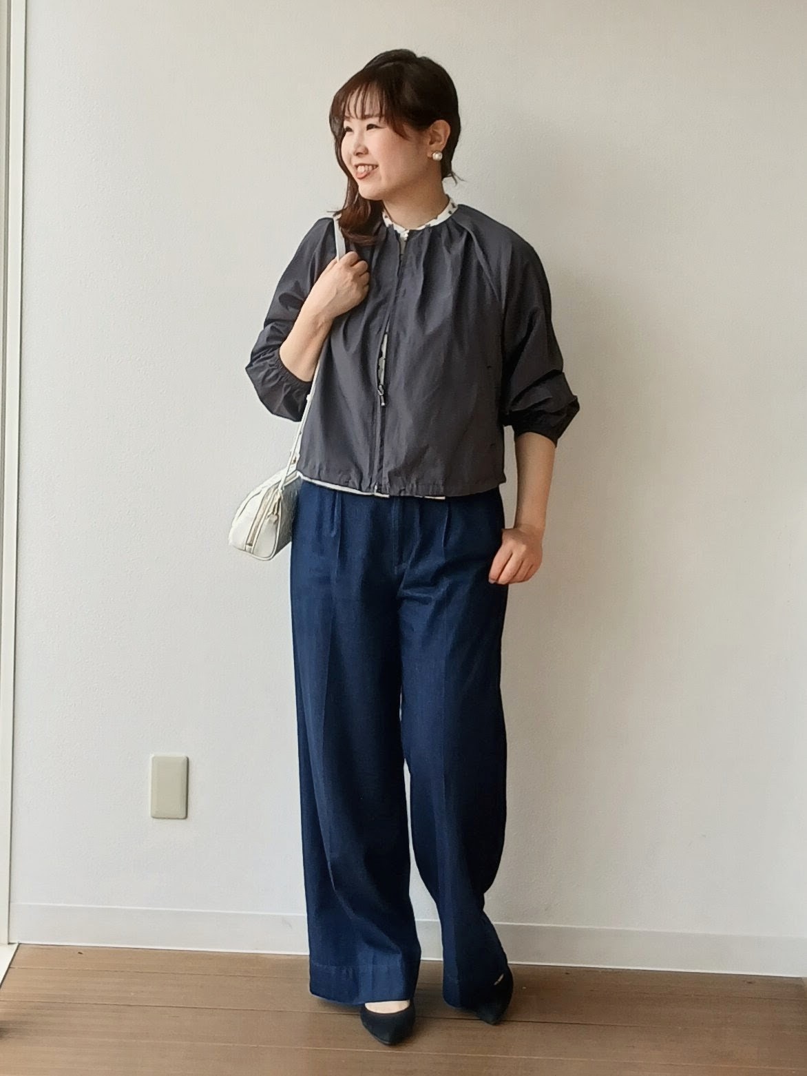 なみきさんの「UNTITLED｜【洗える/きれいめ柄】コモンプリントブラウス」を使ったコーディネート