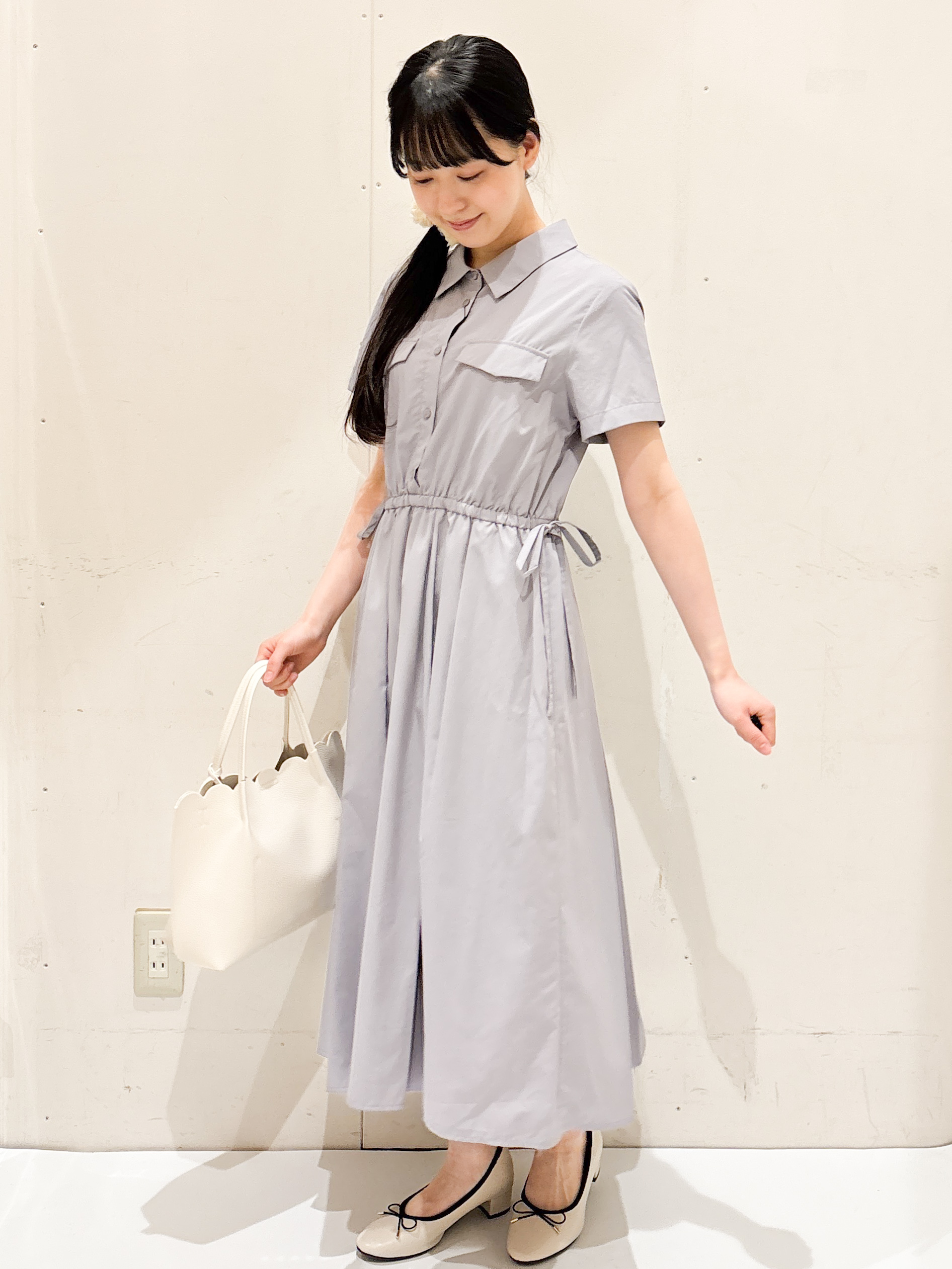 Hinaさんの「OPAQUE.CLIP｜サイドリボンシャツワンピース【洗濯機OK／防シワ】」を使ったコーディネート