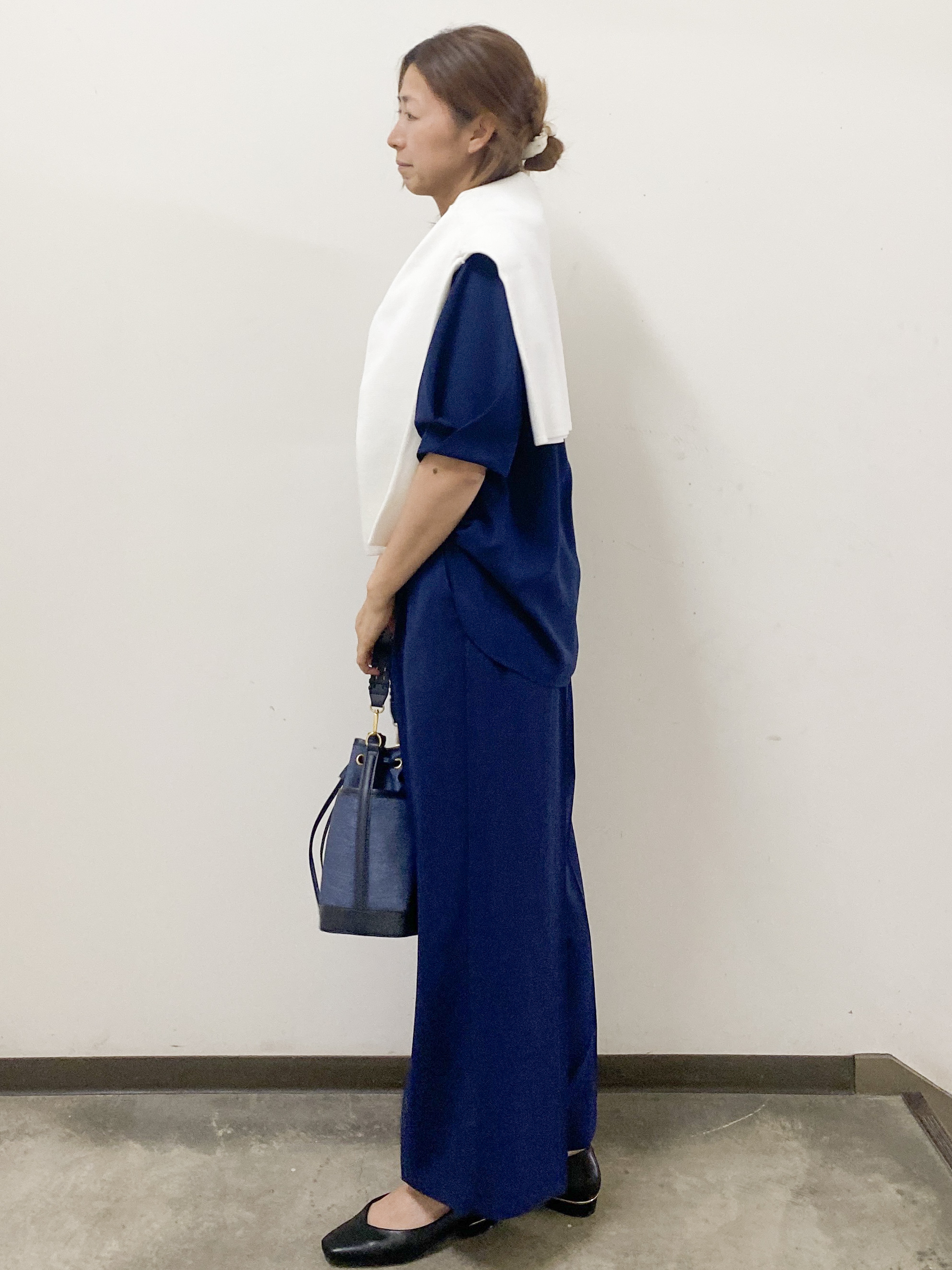 miさんの「index｜【ストレッチ／防シワ／洗濯機OK】タックスリーブブラウス《SS～LL／6col／セットアップ可》」を使ったコーディネート