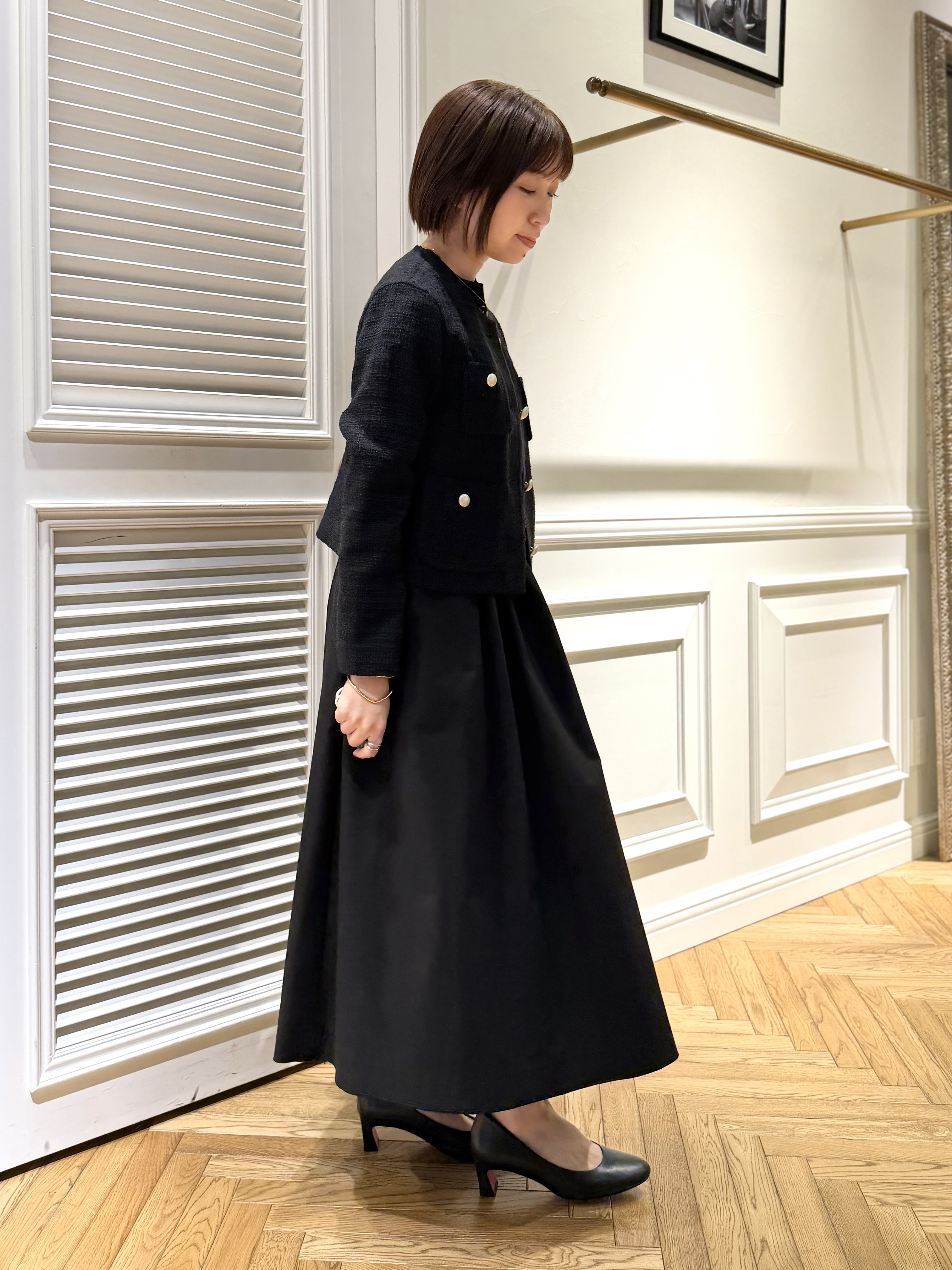 つじ まこさんの「DRESSTERIOR｜【otonaMUSE5月号掲載/ウォッシャブル】オーバーラップサークルコンビフレンチニット」を使ったコーディネート