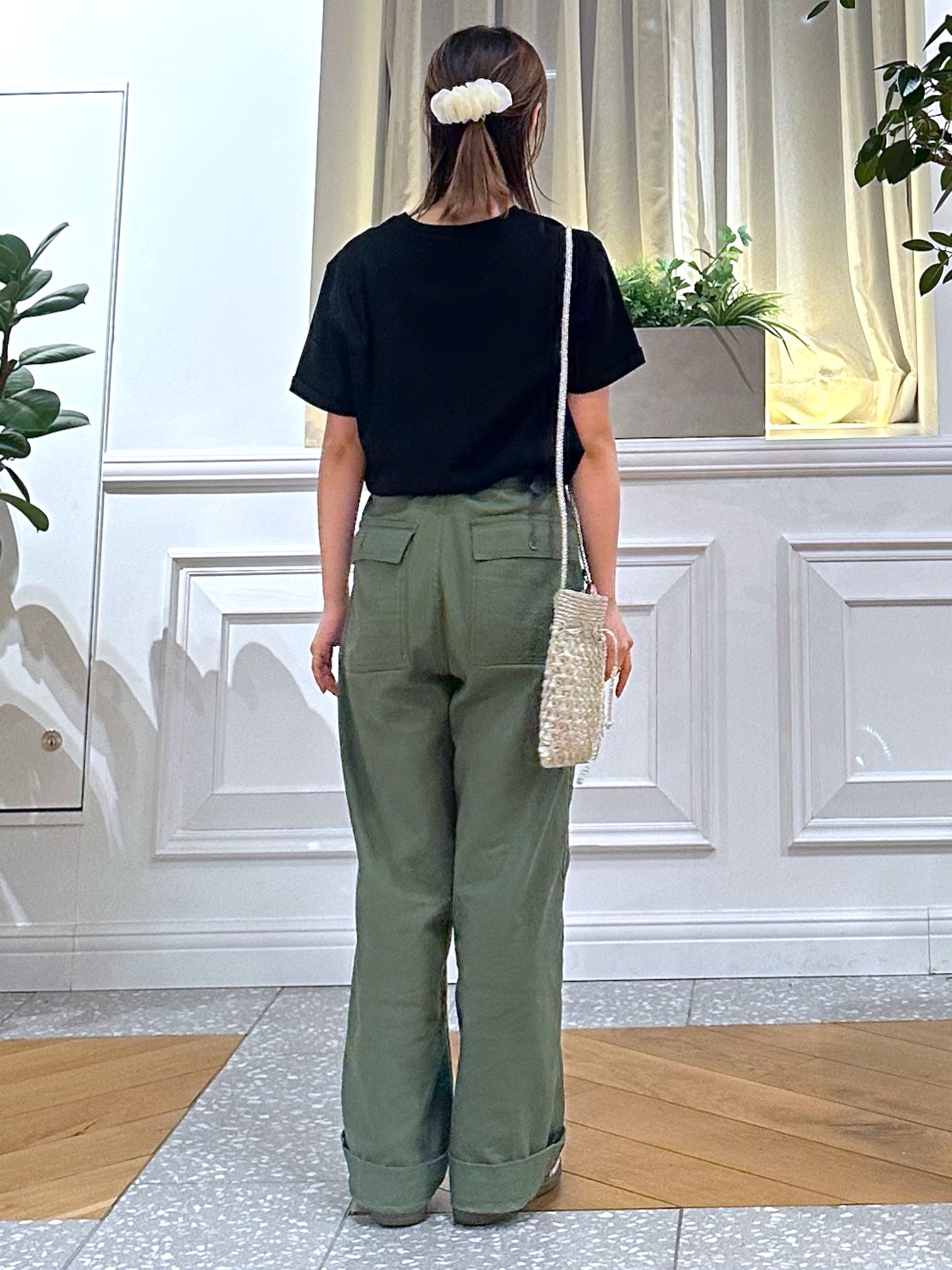 なべこさんの「DRESSTERIOR｜【接触冷感／抗菌防臭／消臭】アイスクリアコットン Bonsoir ロゴTシャツ」を使ったコーディネート