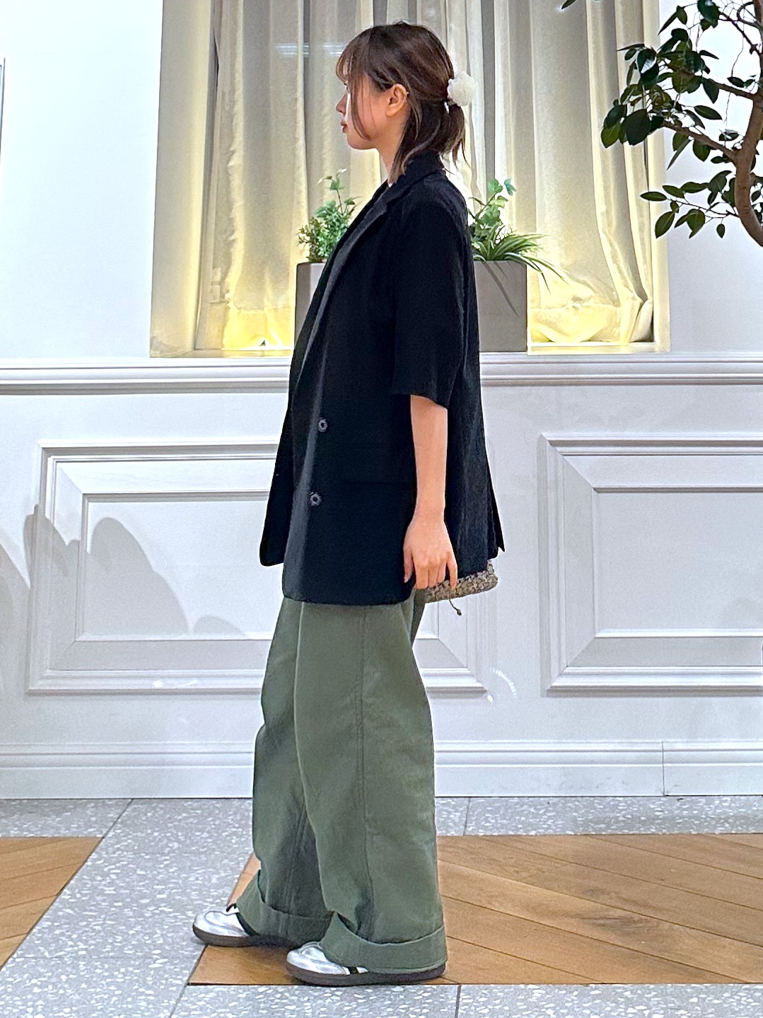 なべこさんの「DRESSTERIOR｜【接触冷感/UVカット/ウォッシャブル】エアトールハーフスリーブダブルジャケット」を使ったコーディネート