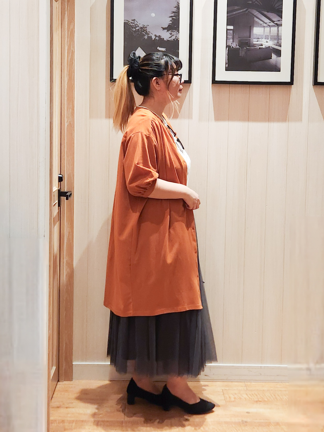 れーやんさんの「SHOO･LA･RUE｜【洗濯機可/S-LL】1枚でも羽織でも キーネックシャツワンピース」を使ったコーディネート