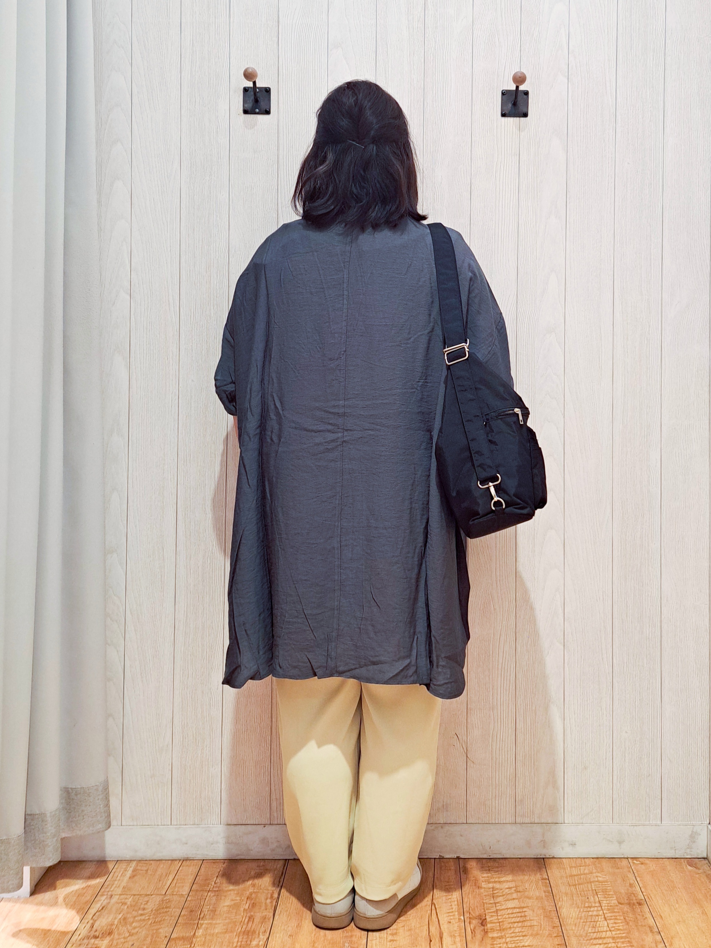 kotomiさんの「SHOO･LA･RUE｜【ひんやり/S-LL/洗濯機可】体型カバー叶える 大人のゆるドルマンチュニック」を使ったコーディネート