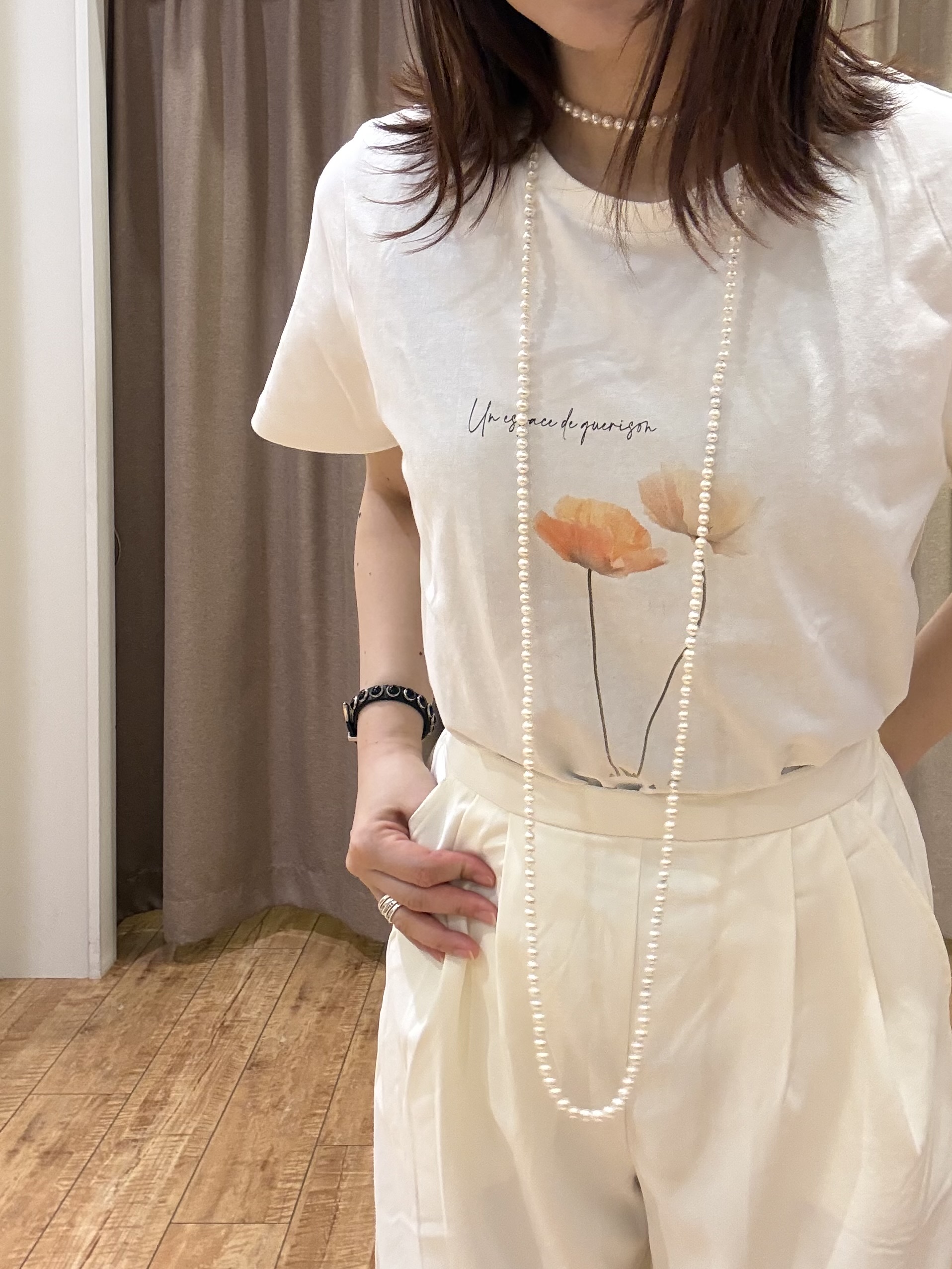 TAKIさんの「SHOO･LA･RUE｜【S-LL/セットアップ可/イージーケア/UV】オンにもオフにも 軽やかシングルジャケット」を使ったコーディネート