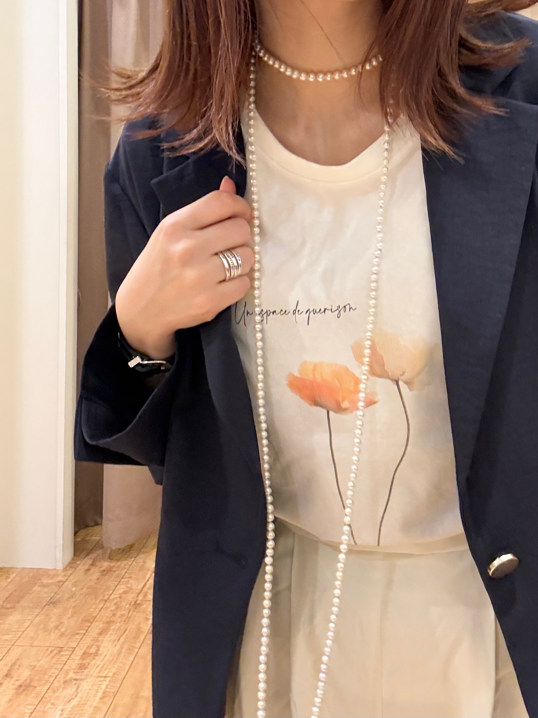 TAKIさんの「SHOO･LA･RUE｜【S-LL/セットアップ可/イージーケア/UV】オンにもオフにも 軽やかシングルジャケット」を使ったコーディネート