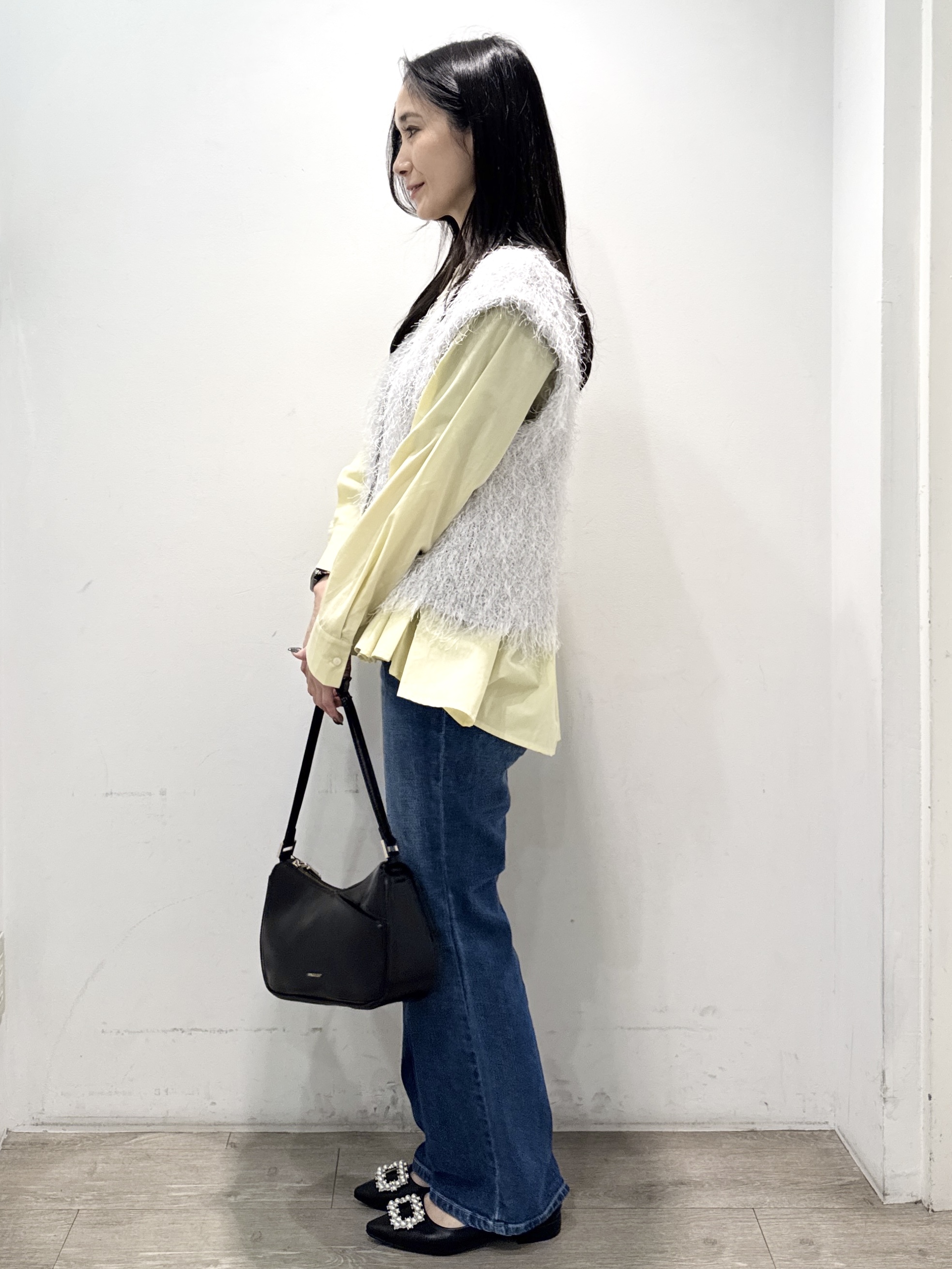 yuicciさんの「OPAQUE.CLIP｜ペプラムシャツ【洗濯機OK】」を使ったコーディネート