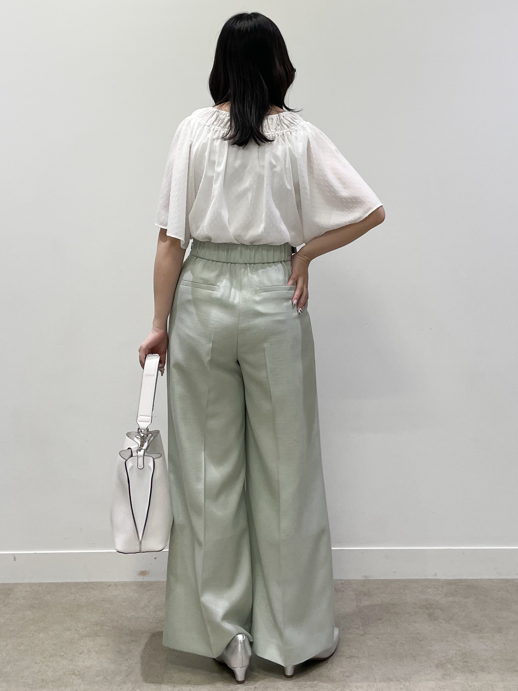 yukariさんの「Reflect｜ネックギャザーデザインブラウス」を使ったコーディネート