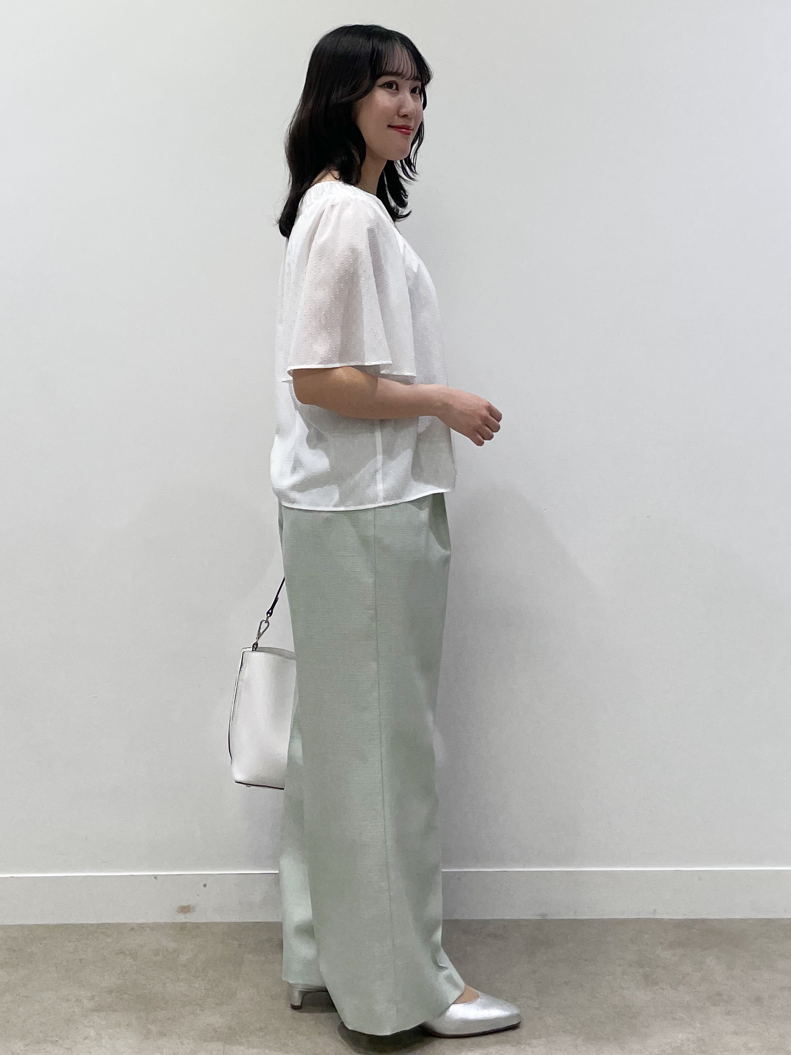 yukariさんの「Reflect｜ネックギャザーデザインブラウス」を使ったコーディネート