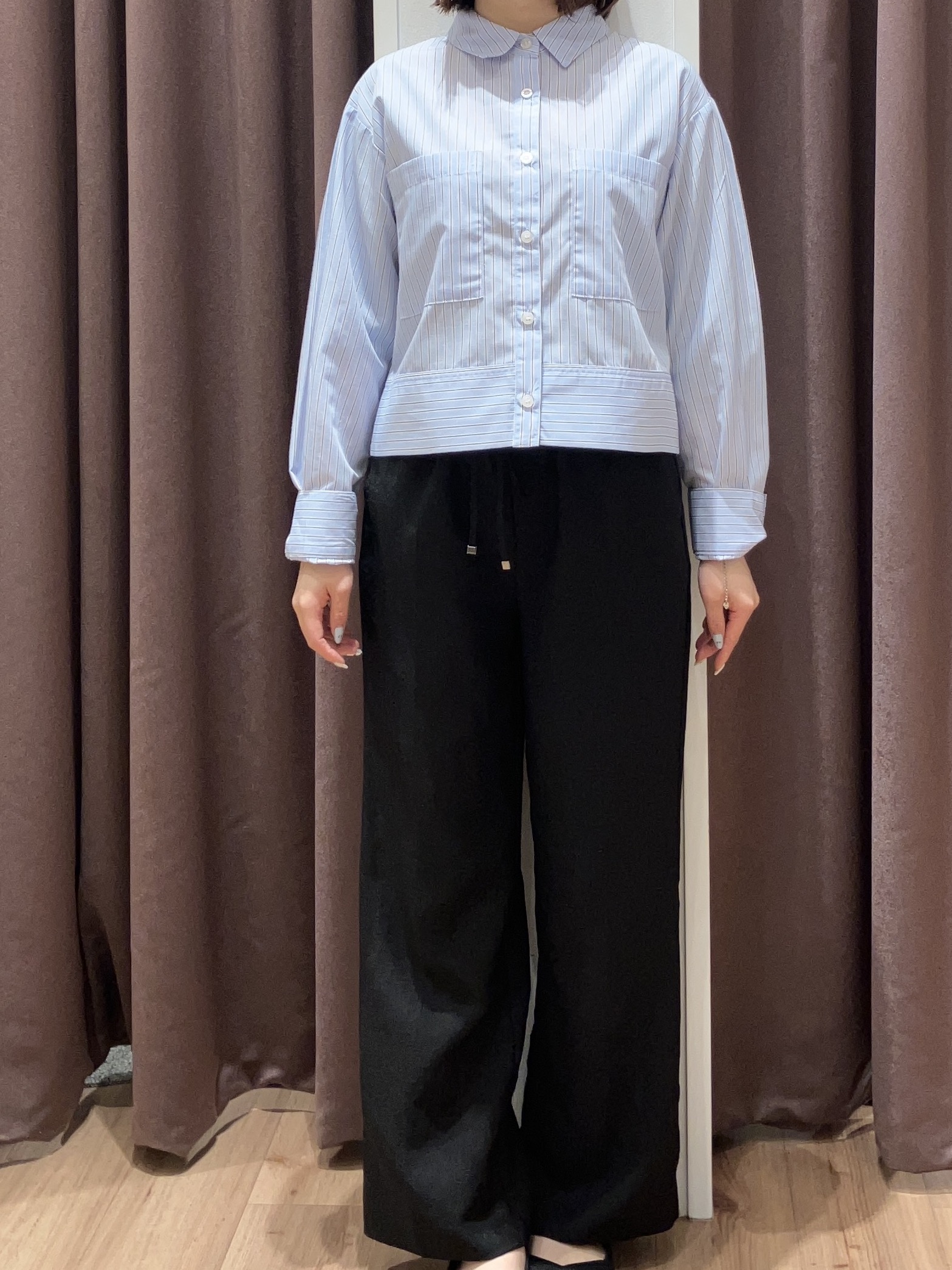 みちゃさんの「grove｜【貴島明日香さん着用／イージーケア／接触冷感】麻混クロップドシャツ」を使ったコーディネート