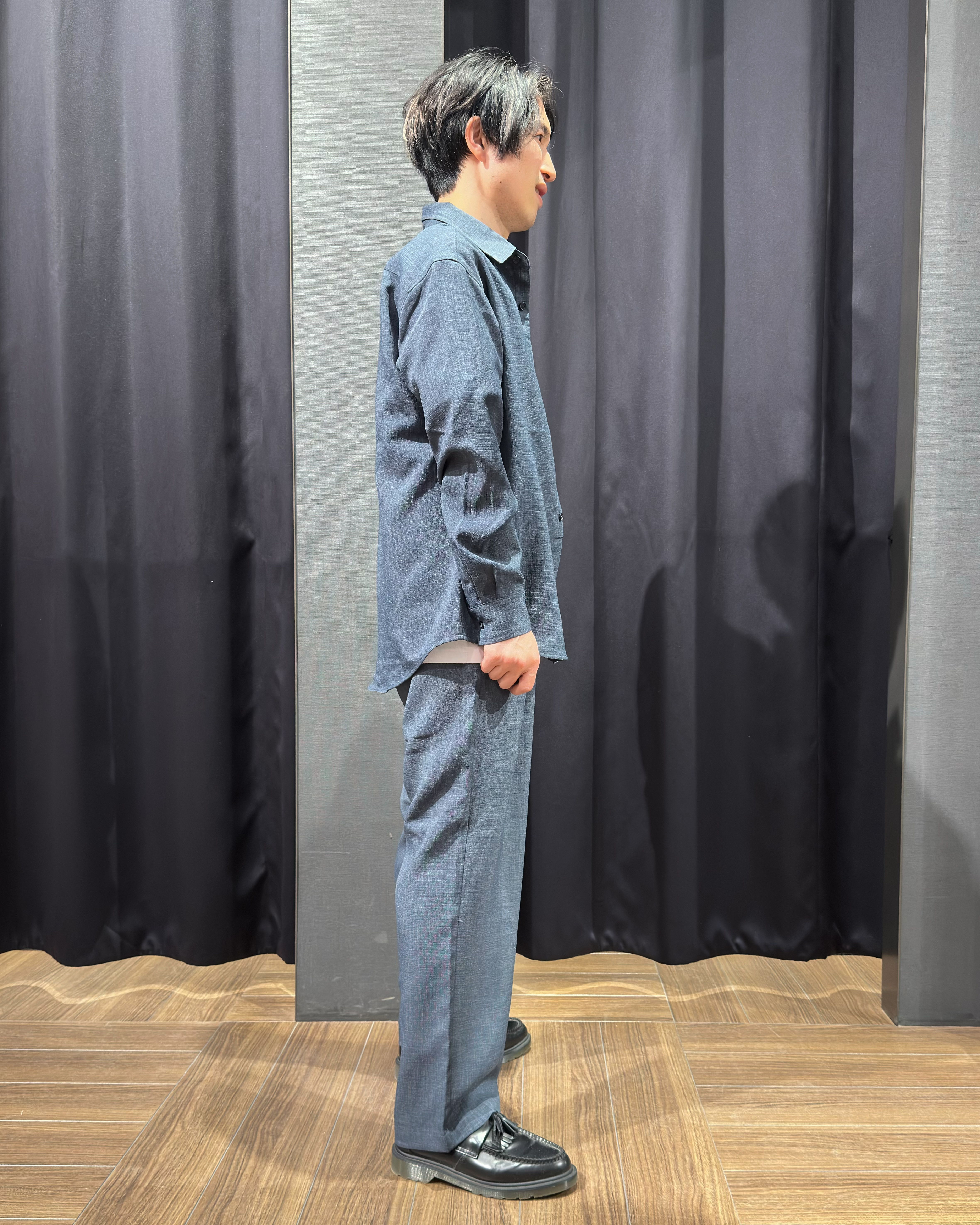 tomoyaさんの「THE SHOP TK｜【LINO FINE】リネンライク 長袖シャツ UVカット/イージーケア/吸水速乾/洗濯機OK」を使ったコーディネート