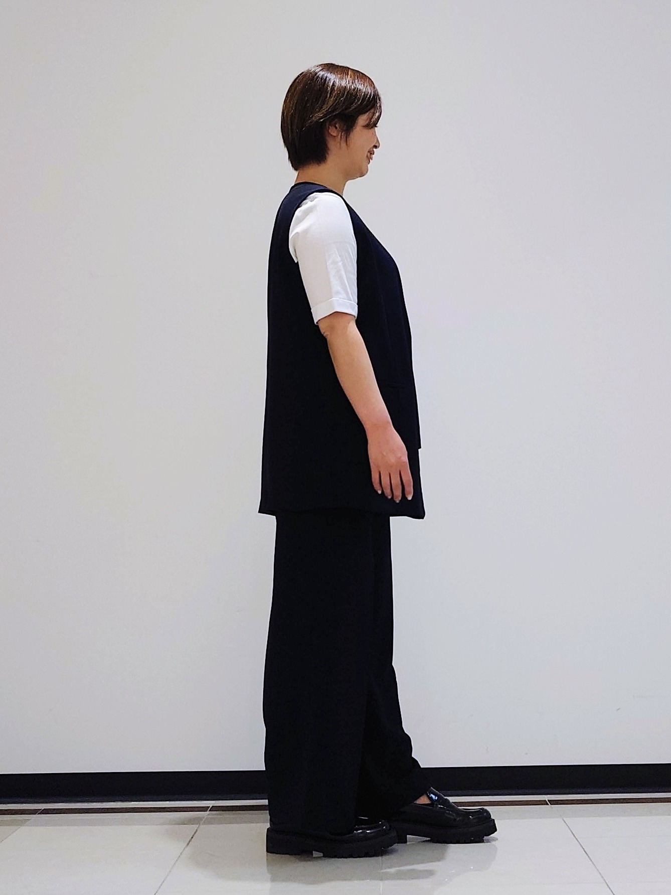 gissyさんの「INDIVI｜【洗える／UVケア／SETUP可】着る日傘ワイドパンツ」を使ったコーディネート