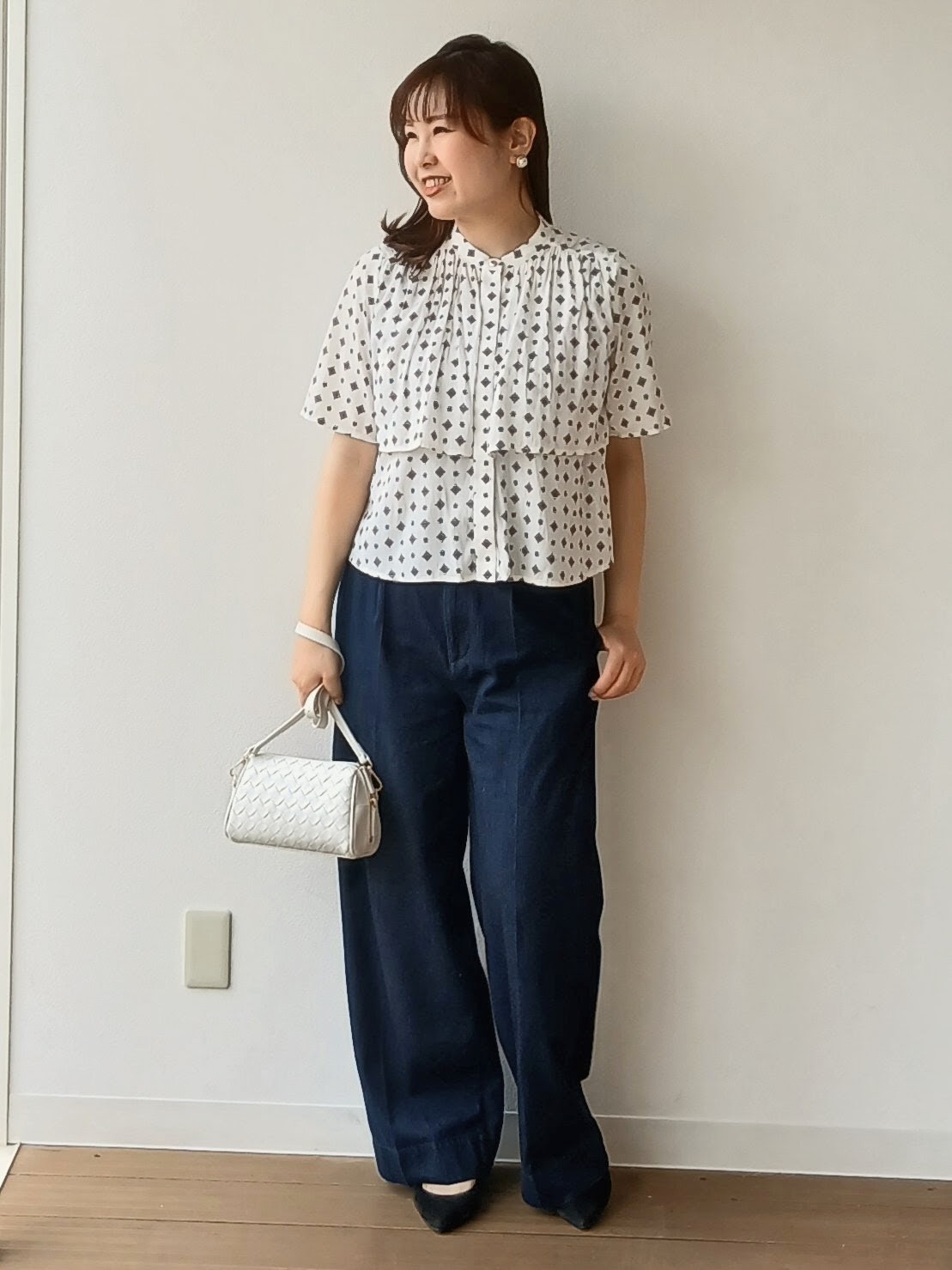 なみきさんの「UNTITLED｜【洗える/きれいめ柄】コモンプリントブラウス」を使ったコーディネート