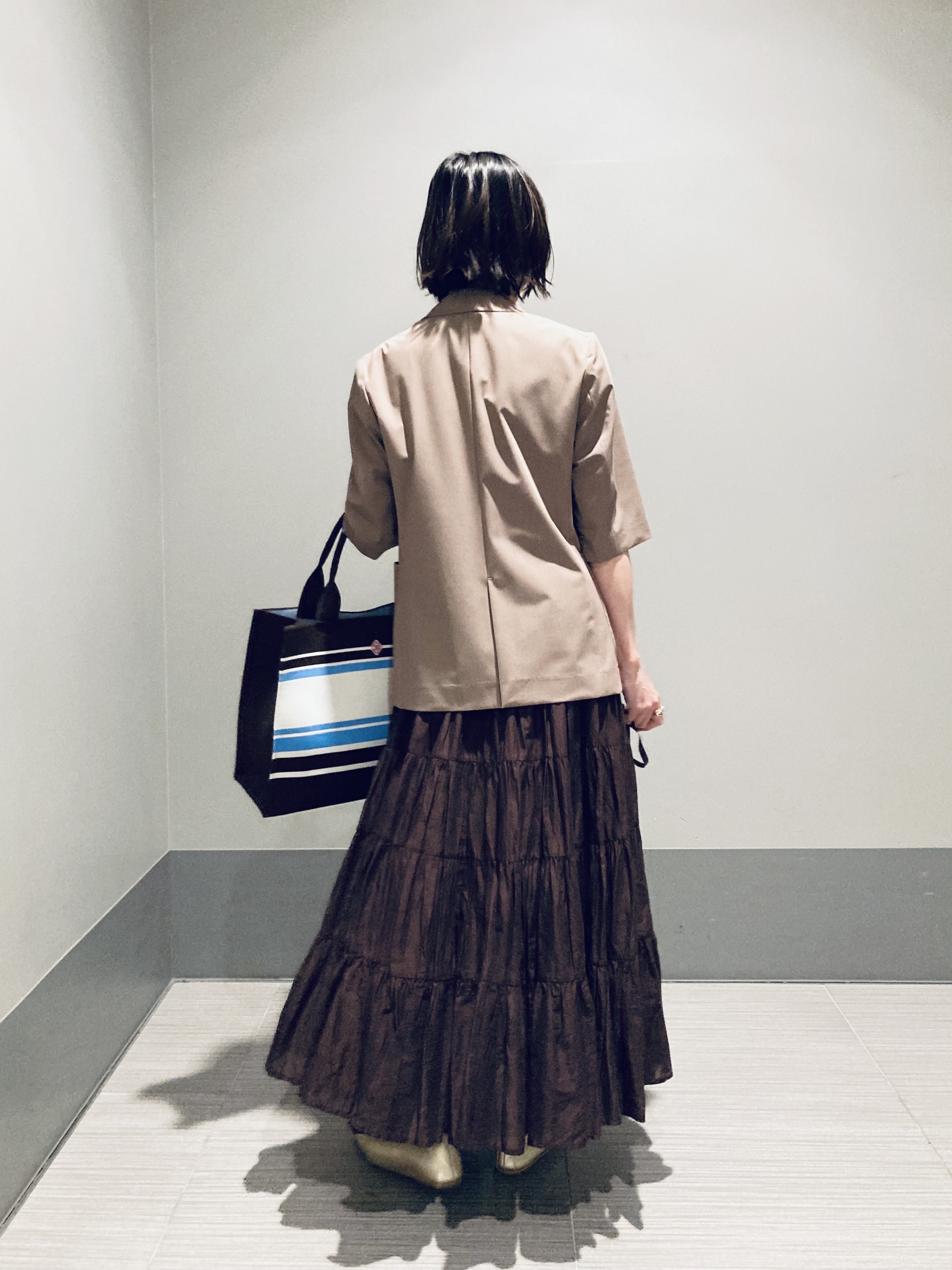 Furuさんの「DRESSTERIOR｜【接触冷感/セットアップ可】 2WAYストレッチスリークオータージャケット」を使ったコーディネート