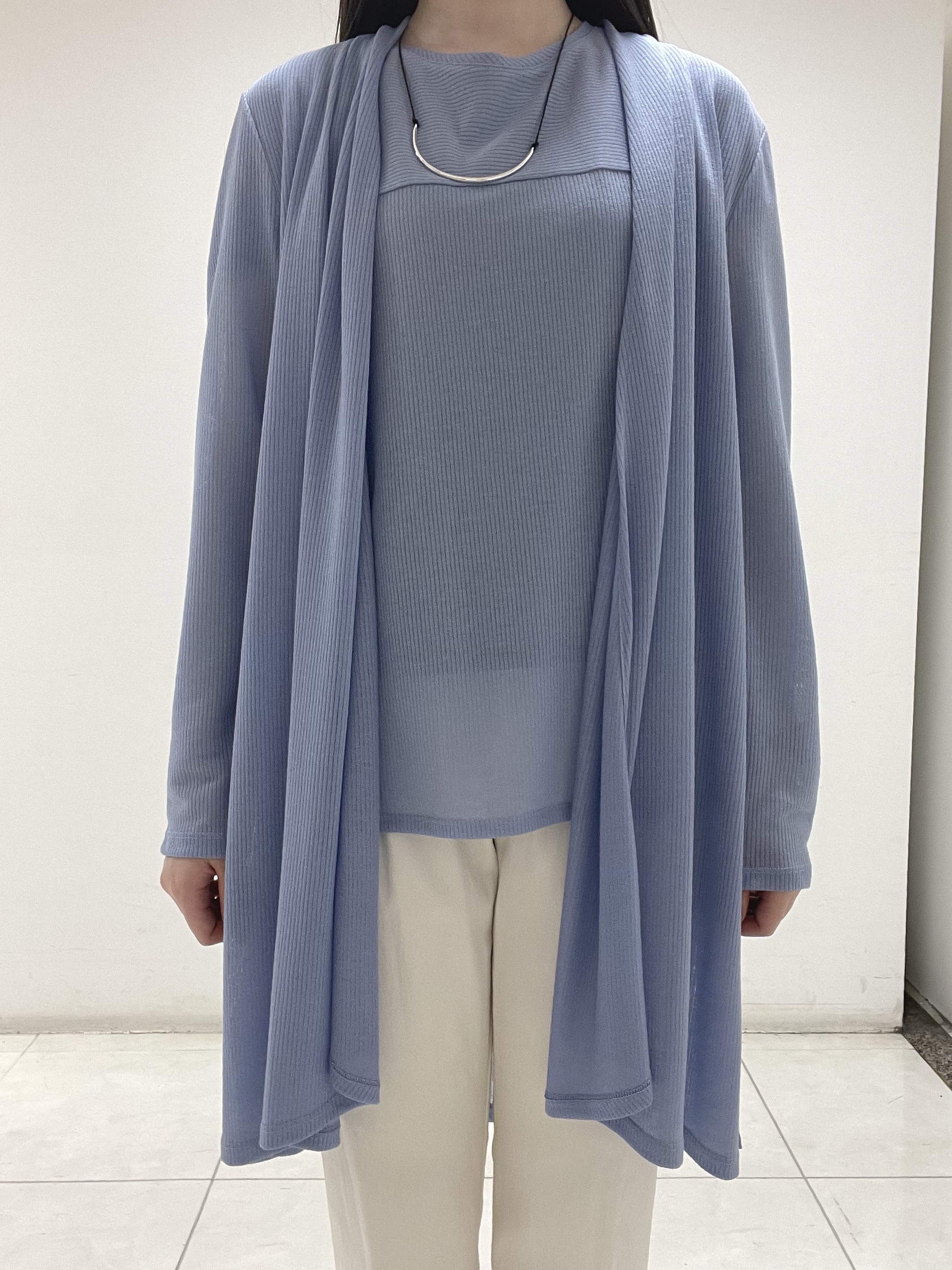 mさんの「INDIVI｜【洗える／アンサンブル可能】シアースストライプトップス」を使ったコーディネート