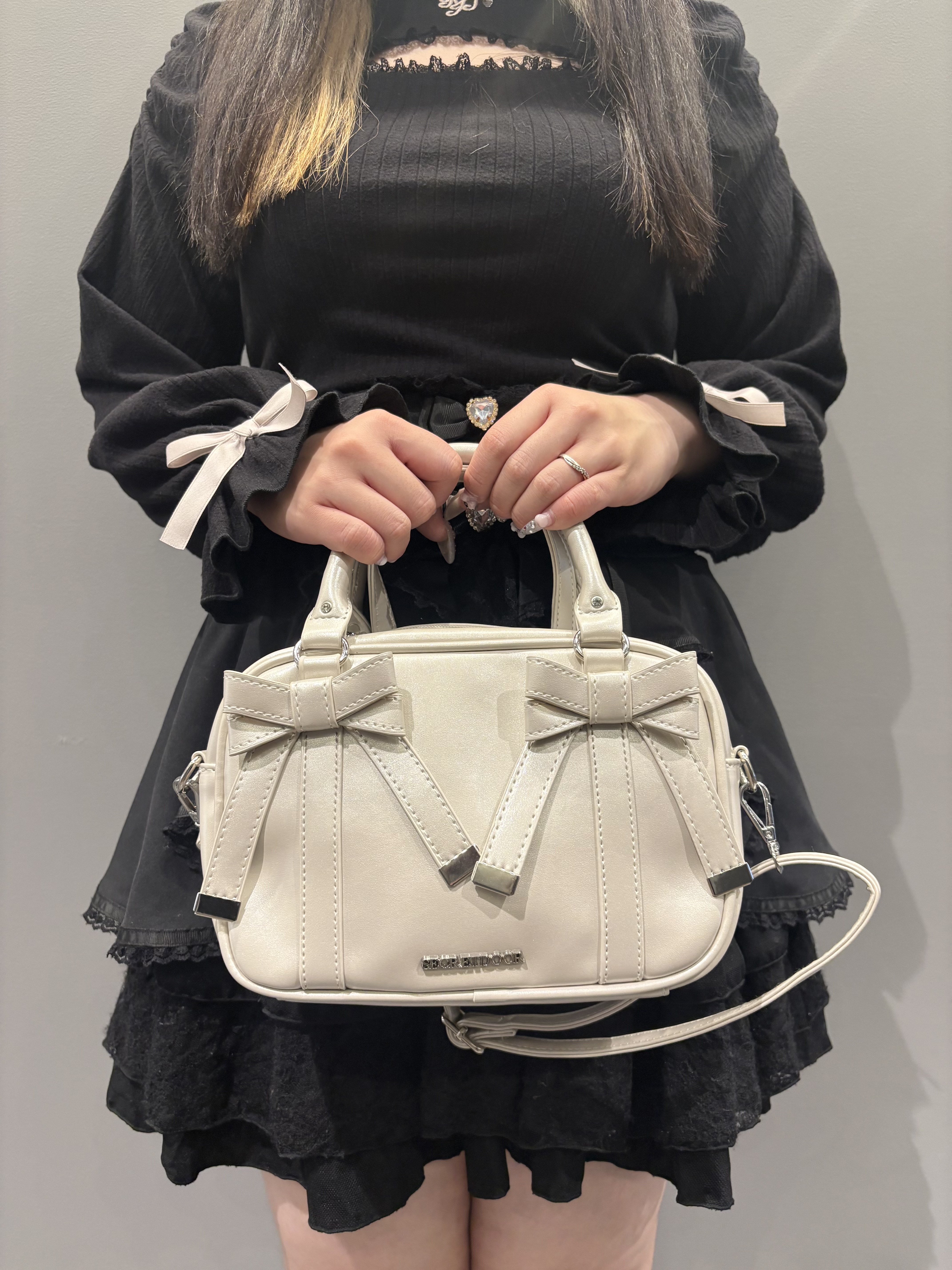 ひなさんの「ESPERANZA｜夢見る厚底キラキラハート付きパンプス」を使ったコーディネート