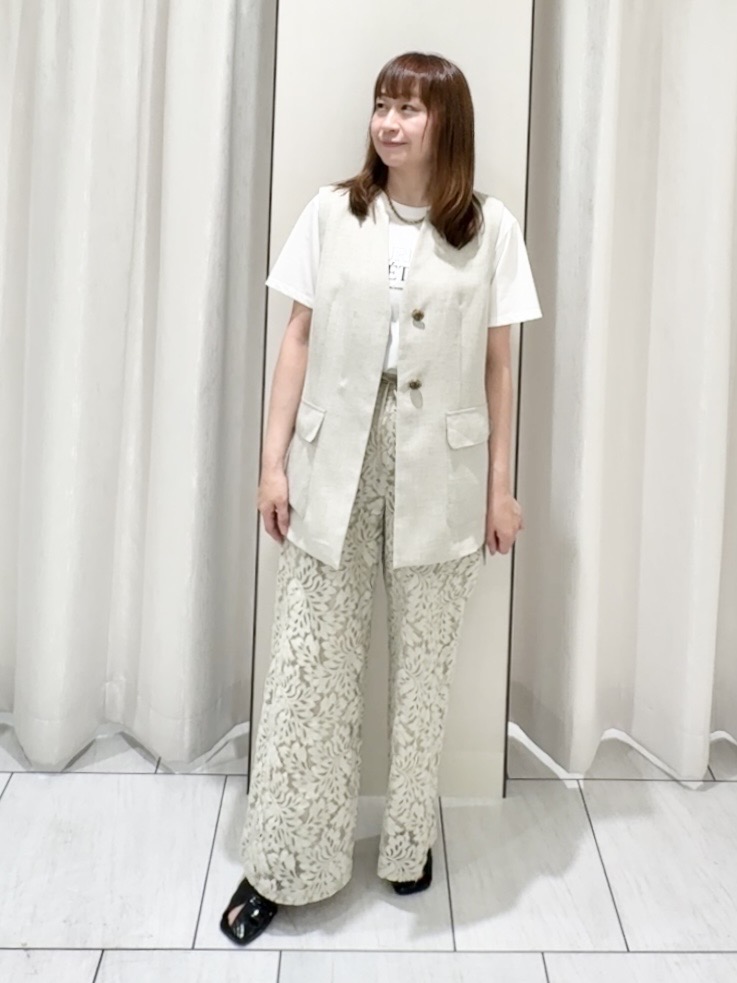 ʏᴜᴋɪᴋᴏさんの「UNTITLED｜【セットアップ可/UV/接触冷感】スラブキーネックジレ」を使ったコーディネート