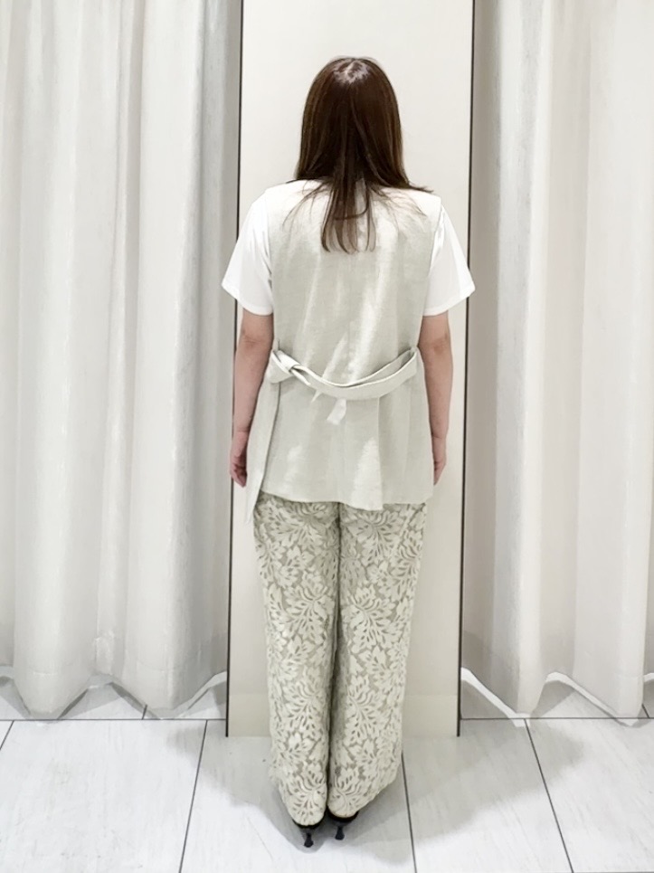 ʏᴜᴋɪᴋᴏさんの「UNTITLED｜【セットアップ可/UV/接触冷感】スラブキーネックジレ」を使ったコーディネート