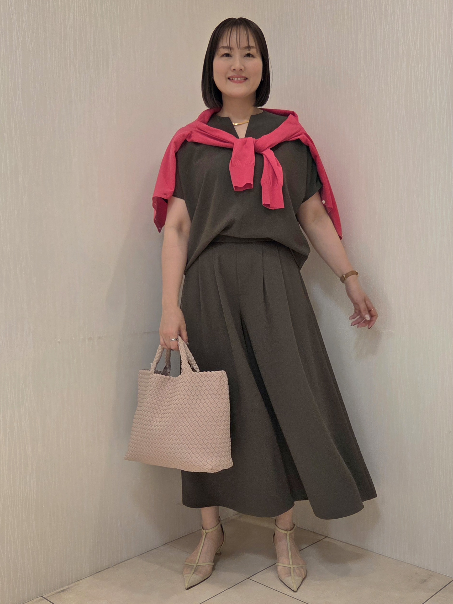 naokoさんの「UNTITLED｜【9色展開/アンサンブル可】コットンクルーネックカーディガン」を使ったコーディネート