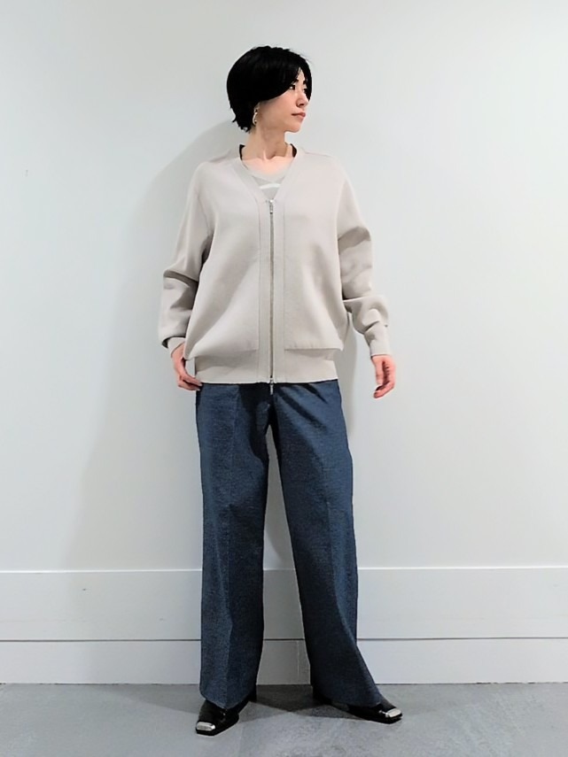 ミズタさんの「UNTITLED｜【軽羽織り/セットアップ可】ジップアップニットカーディガン」を使ったコーディネート
