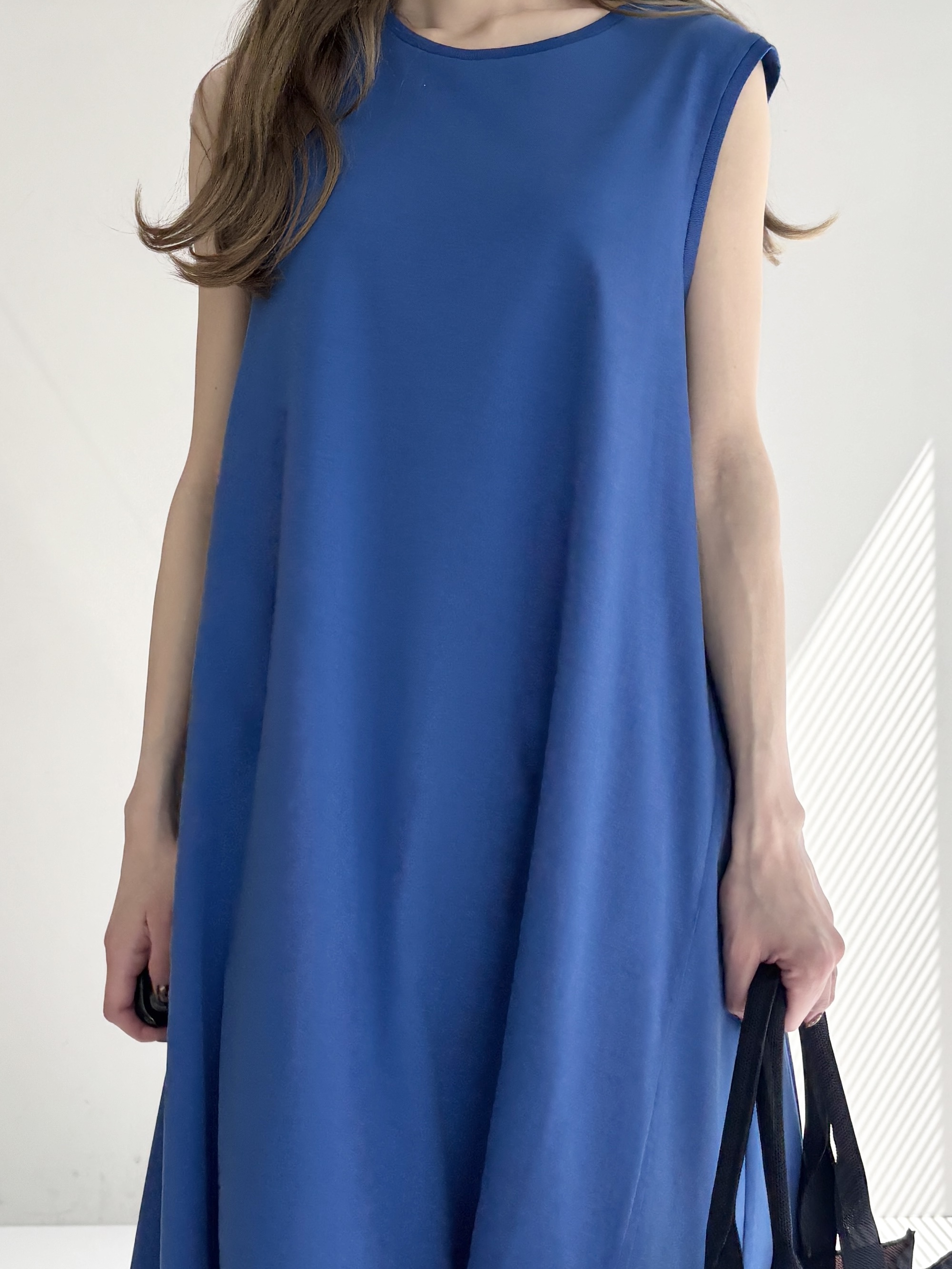 清水夏姫さんの「DRESSTERIOR｜【接触冷感／抗菌防臭／消臭/ウォッシャブル】アイスクリアコットン フレンチスリーブワンピース」を使ったコーディネート